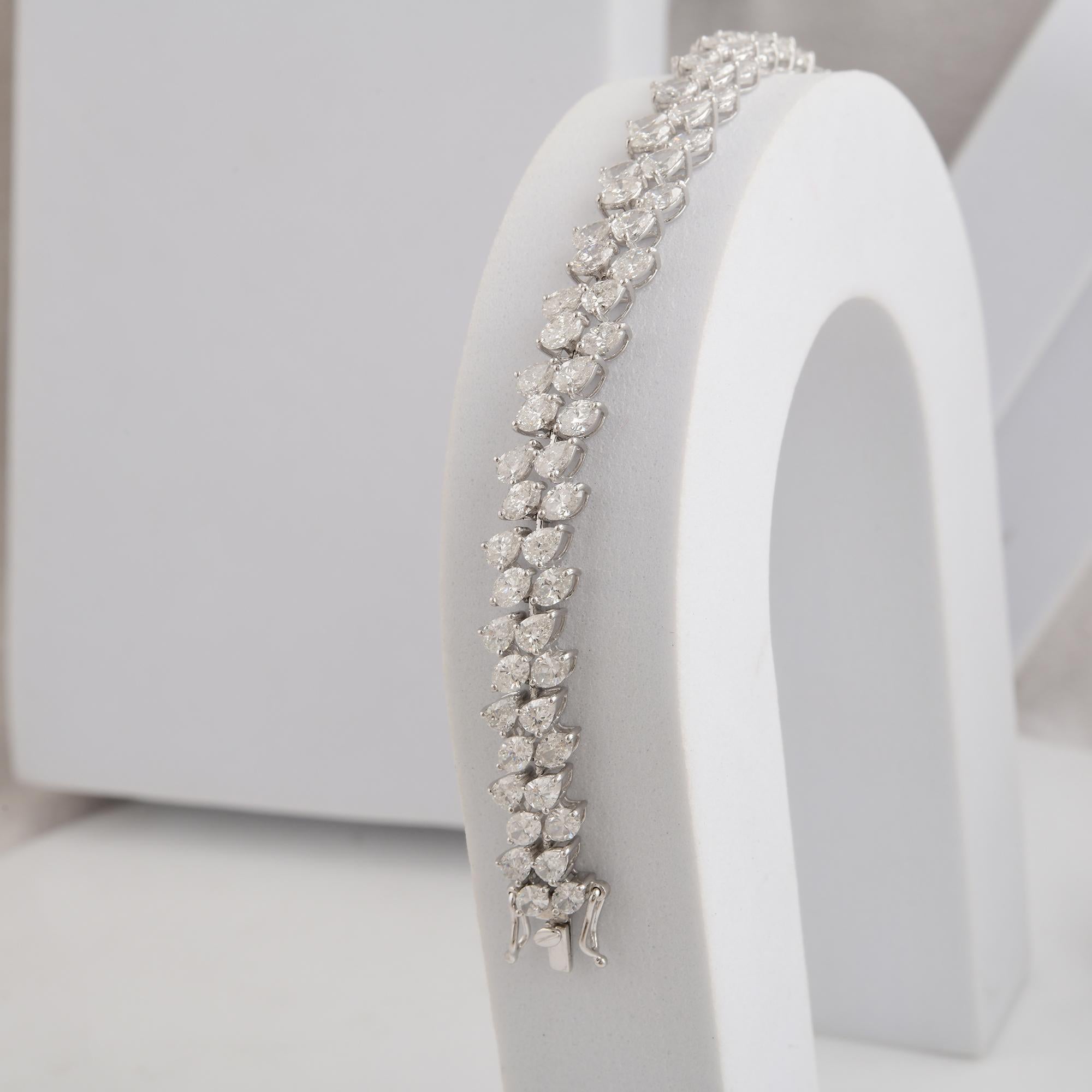 De las mujeres Exquisita pulsera de tenis con racimo de diamantes de talla mixta de 15,51 qt y oro blanco de 18 quilates en venta