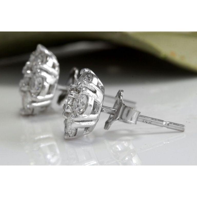 Round Cut Exquisite 1.60 Carat Natural VVS Diamond 14 Karat Solid White Gold Stud Earrings For Sale