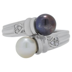 Exquisite 1.60ct Pearls Ring in 18K White Gold