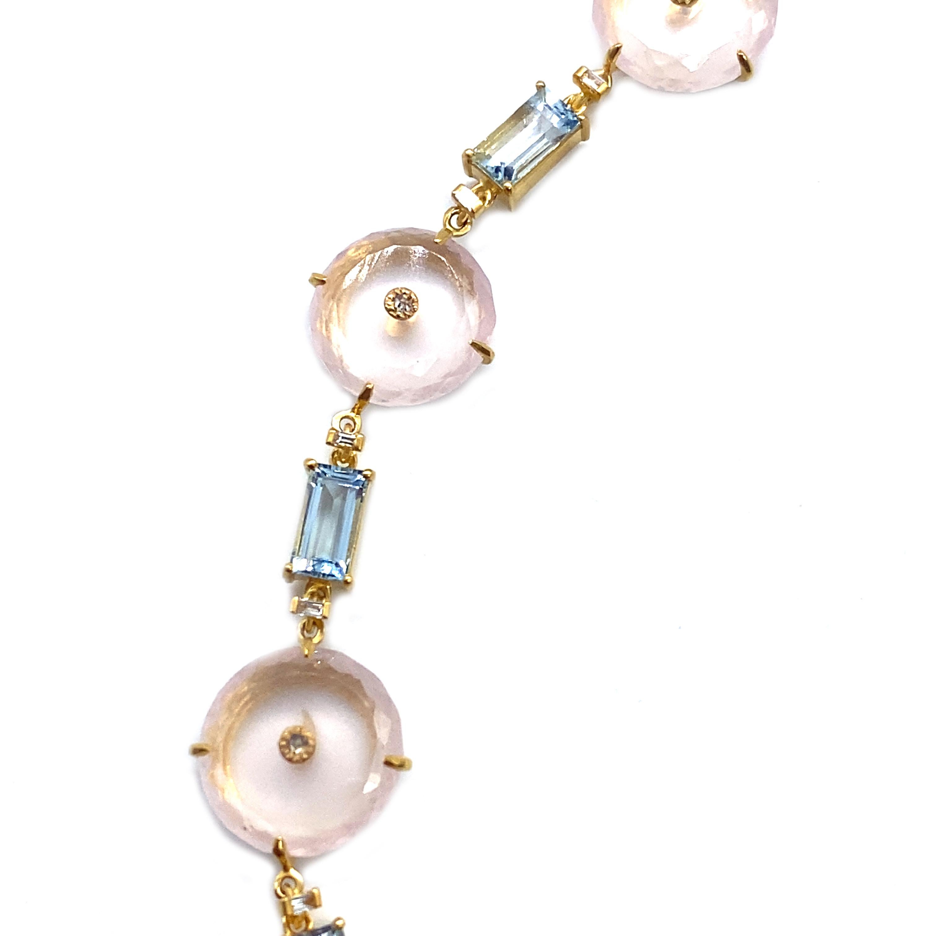 Exquisite 161.53 Carat Rose Quartz Necklace Set in 20 Karat Yellow Gold In New Condition For Sale In Secaucus, NJ