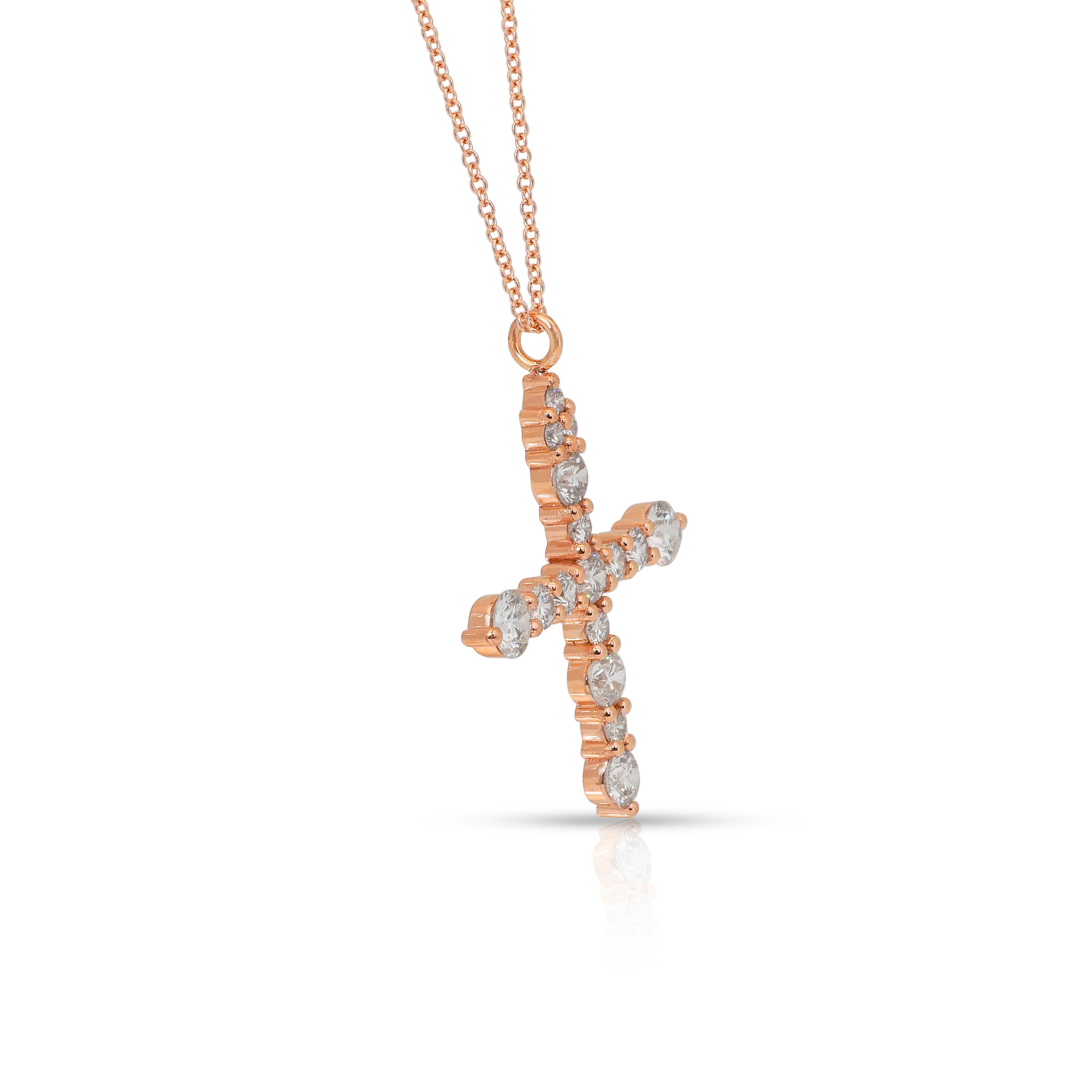 Exquisite 1.78ct Diamonds Necklace with Cross Pendant in 18k Rose Gold en Nuevo estado para la venta en רמת גן, IL