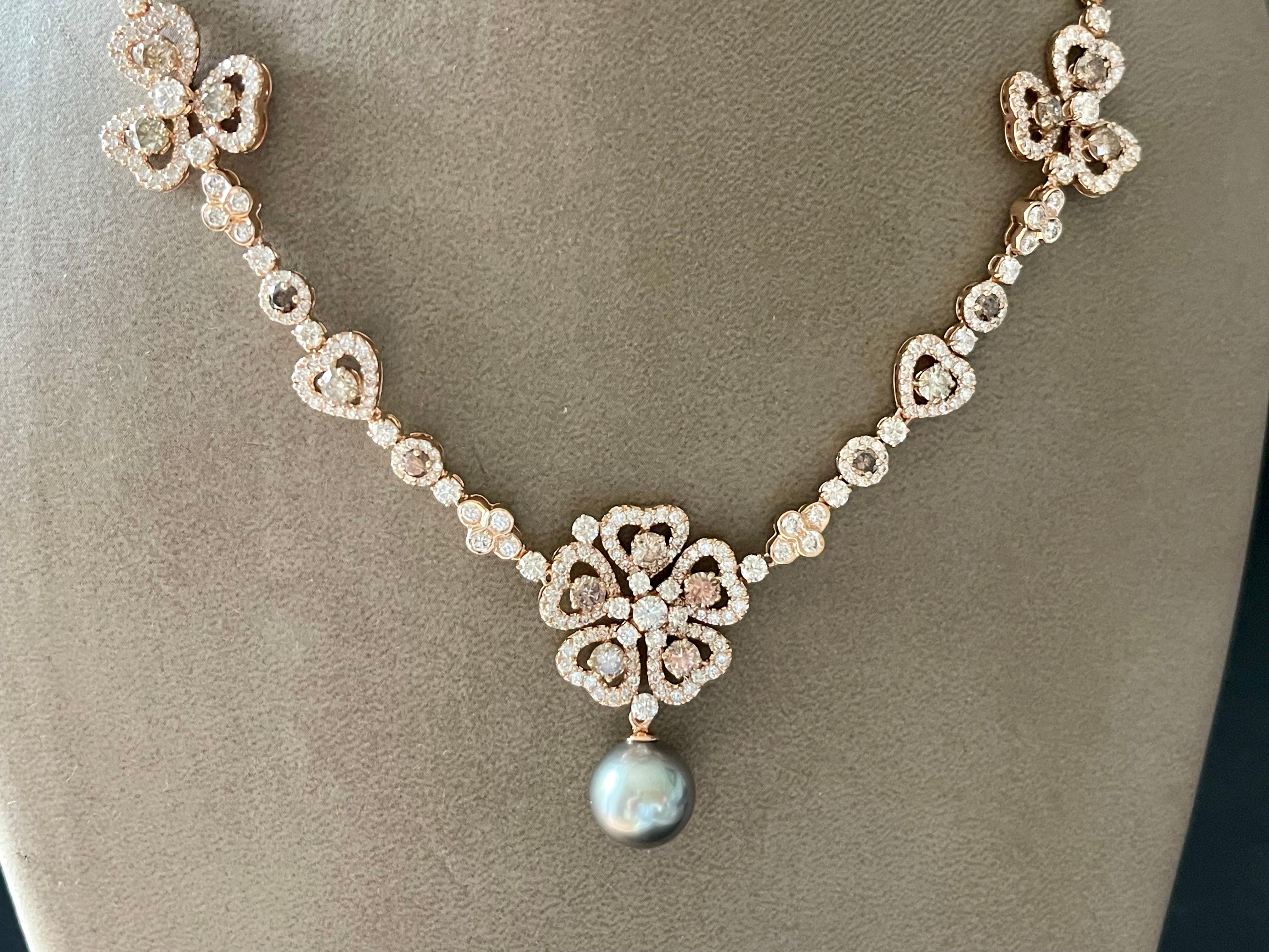 Contemporary Exquisite 18 K rose Gold Flower style Necklace Champagne and white  Diamonds For Sale