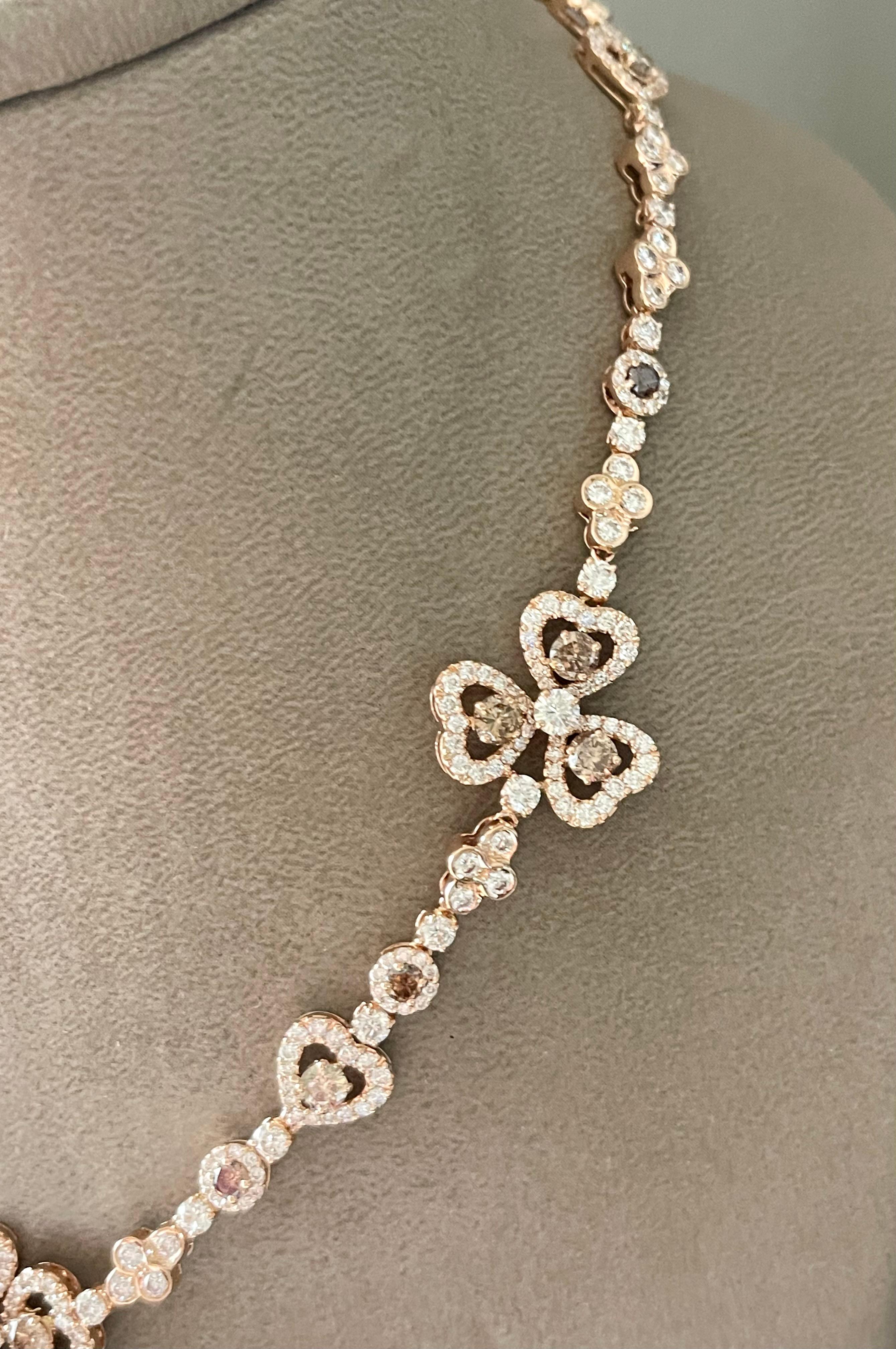 Women's or Men's Exquisite 18 K rose Gold Flower style Necklace Champagne and white  Diamonds For Sale