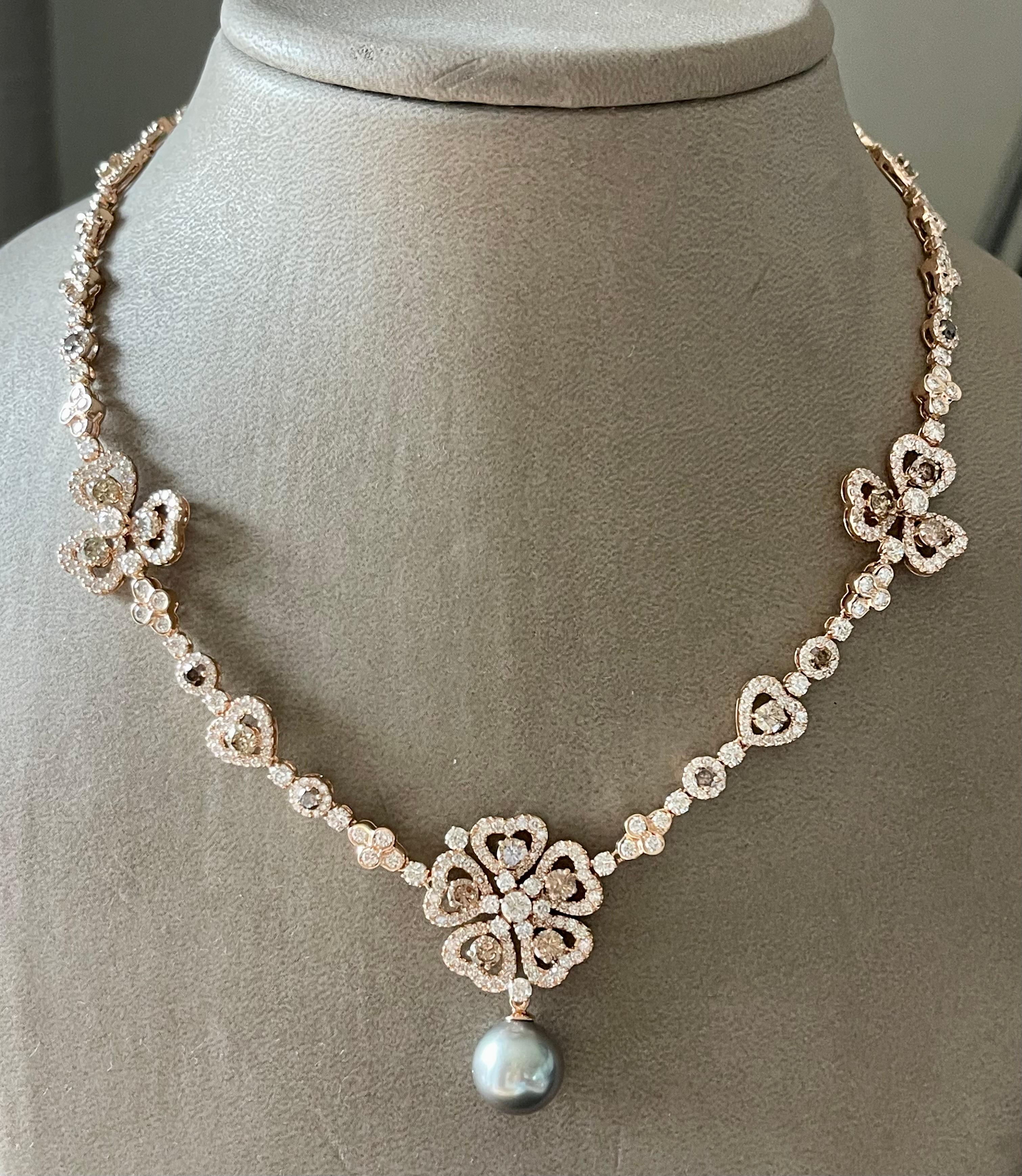 Exquisite 18 K rose Gold Flower style Necklace Champagne and white  Diamonds For Sale 2