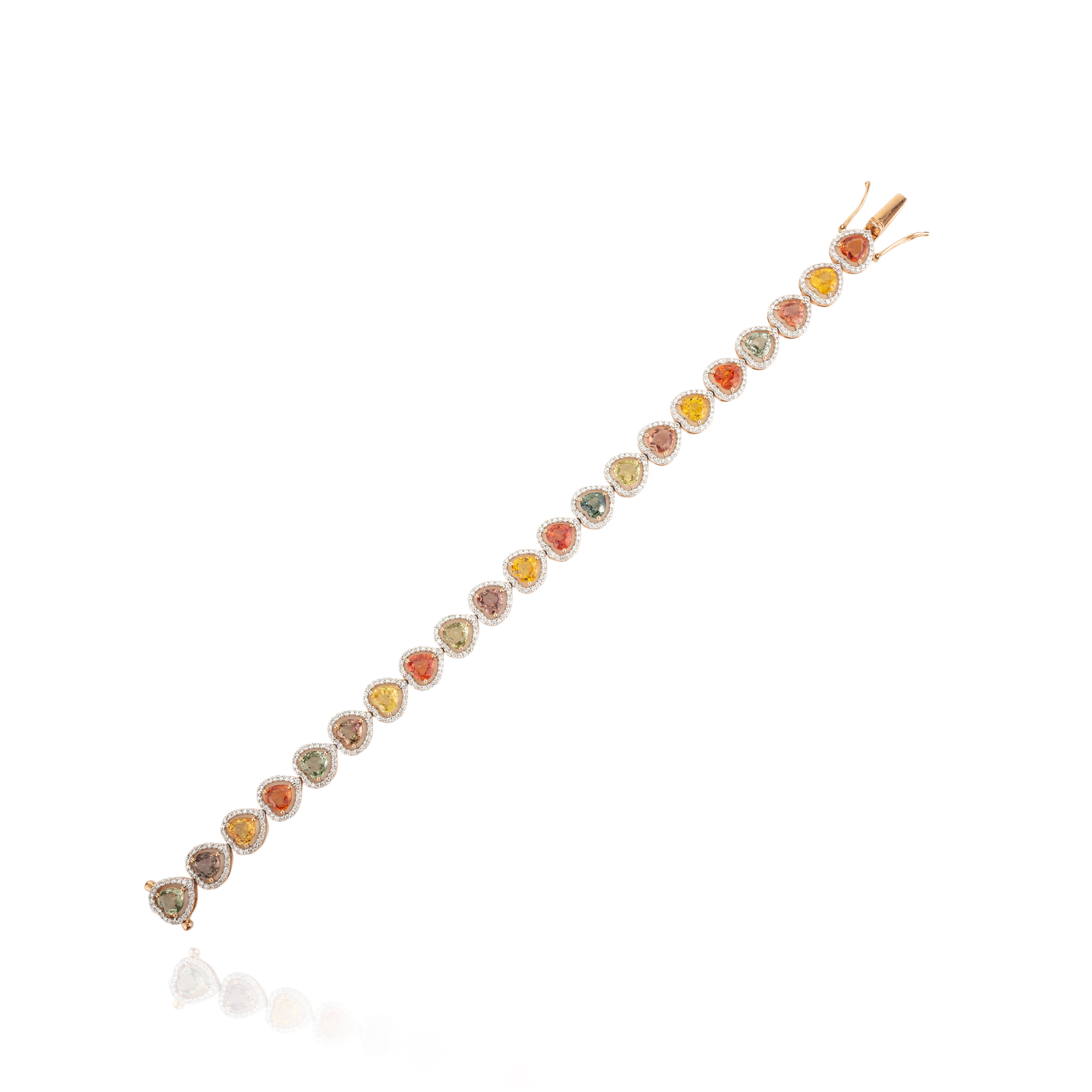 Art nouveau Bracelet en or rose 18 carats avec halo de plusieurs saphirs en forme de cœur de 11,64 carats en vente