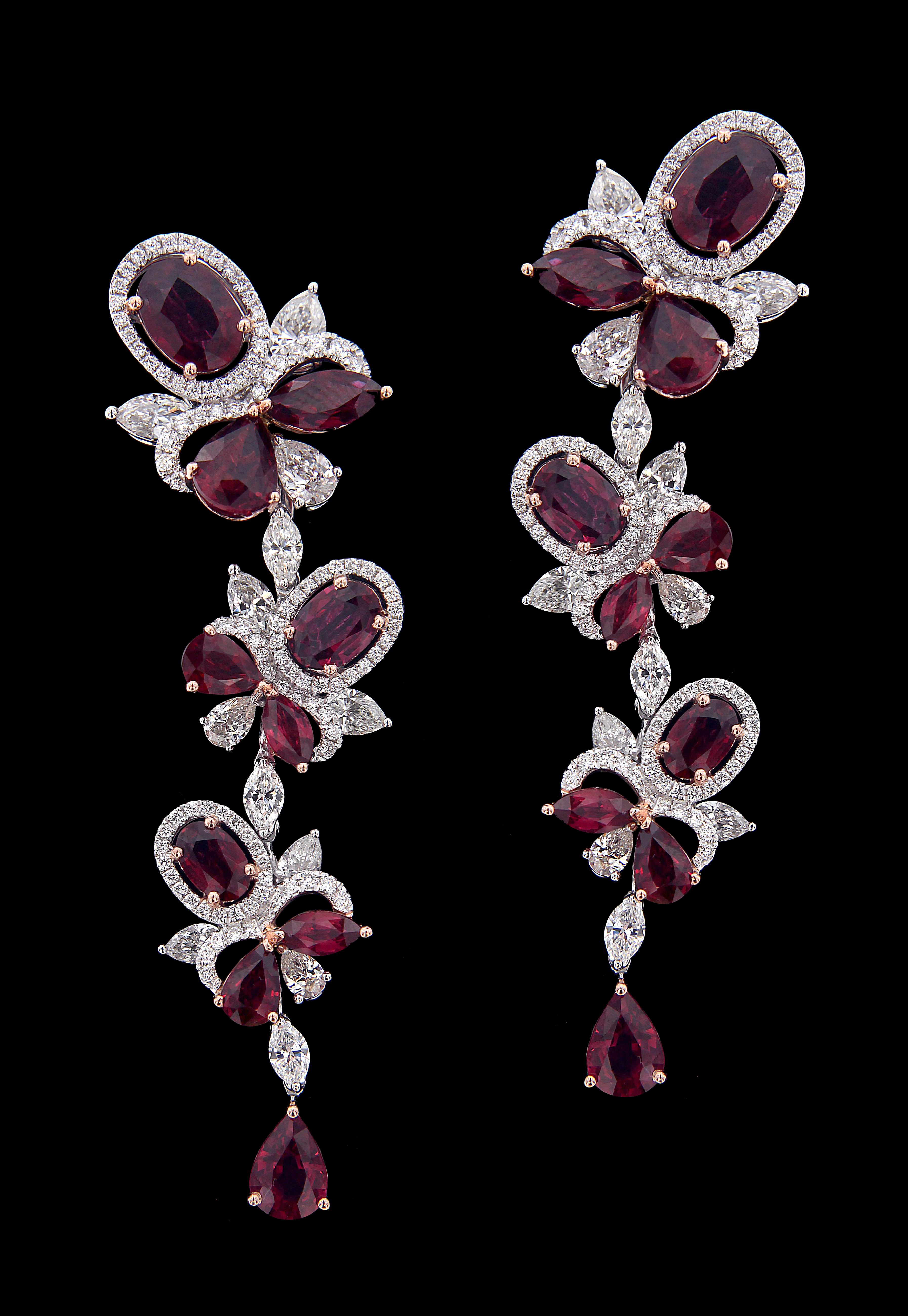 Pear Cut Exquisite 18 Karat White Gold, Diamonds and Ruby Earrings For Sale