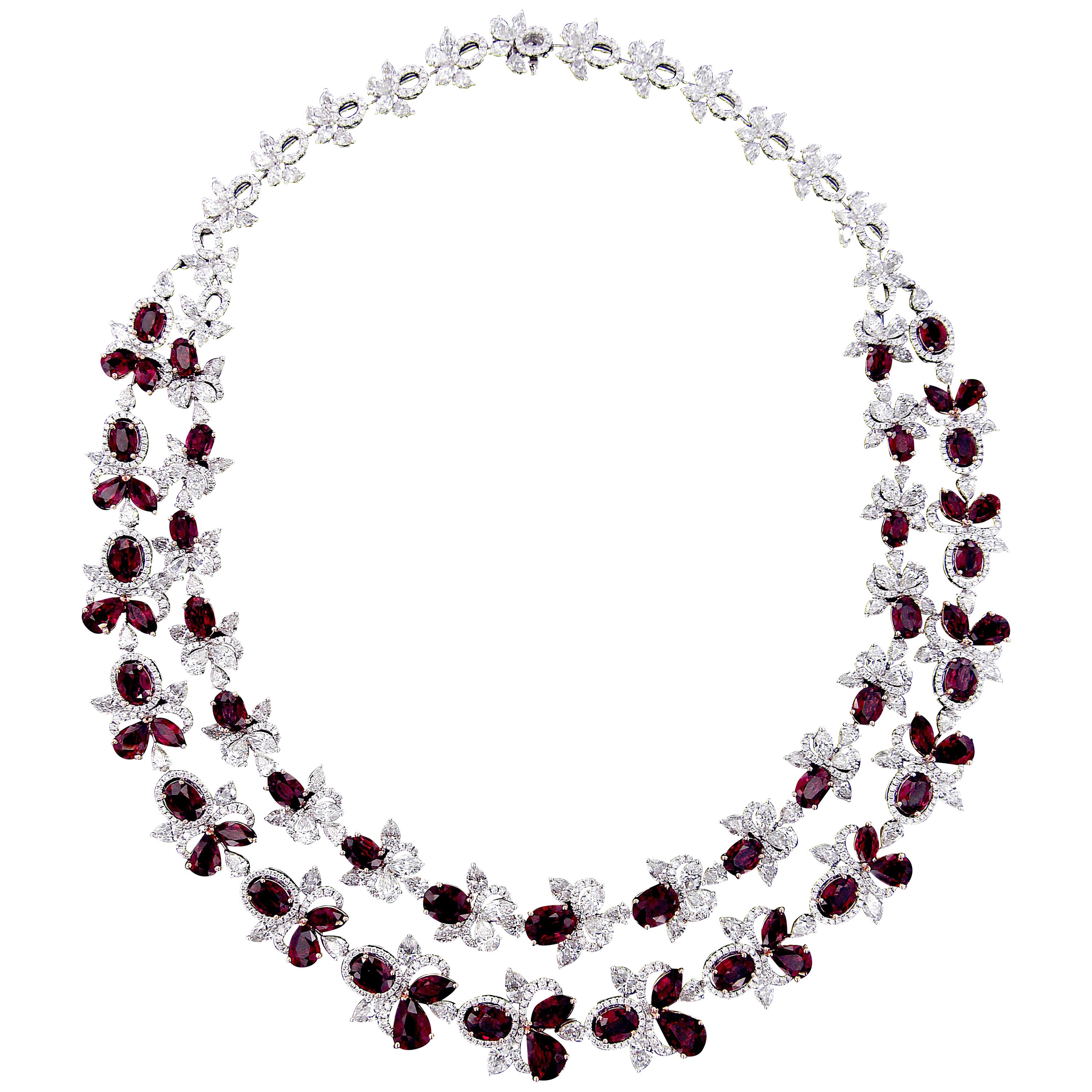 Exquisite 18 Karat White Gold, Diamonds and Ruby Necklace For Sale