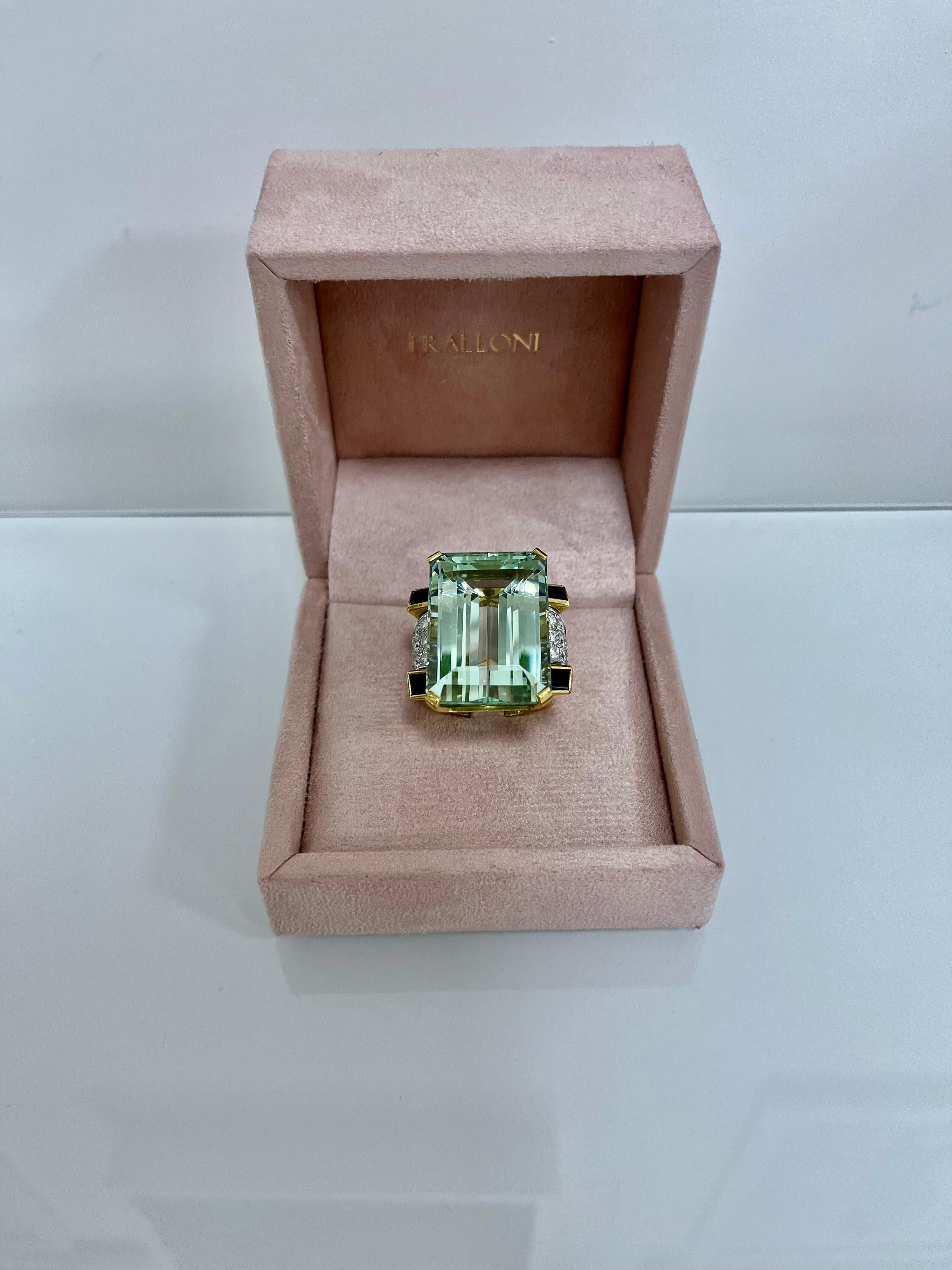 Exquisite 18 Karat Yellow Gold Aquamarine Diamonds Sapphires Cocktail Ring For Sale 1