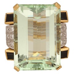 Vintage Exquisite 18 Karat Yellow Gold Aquamarine Diamonds Sapphires Cocktail Ring