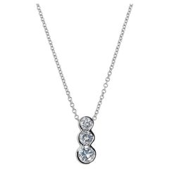  Exquisite 18 kt. White Gold Necklace with 0.67 ct Natural Diamond - AIG Cert