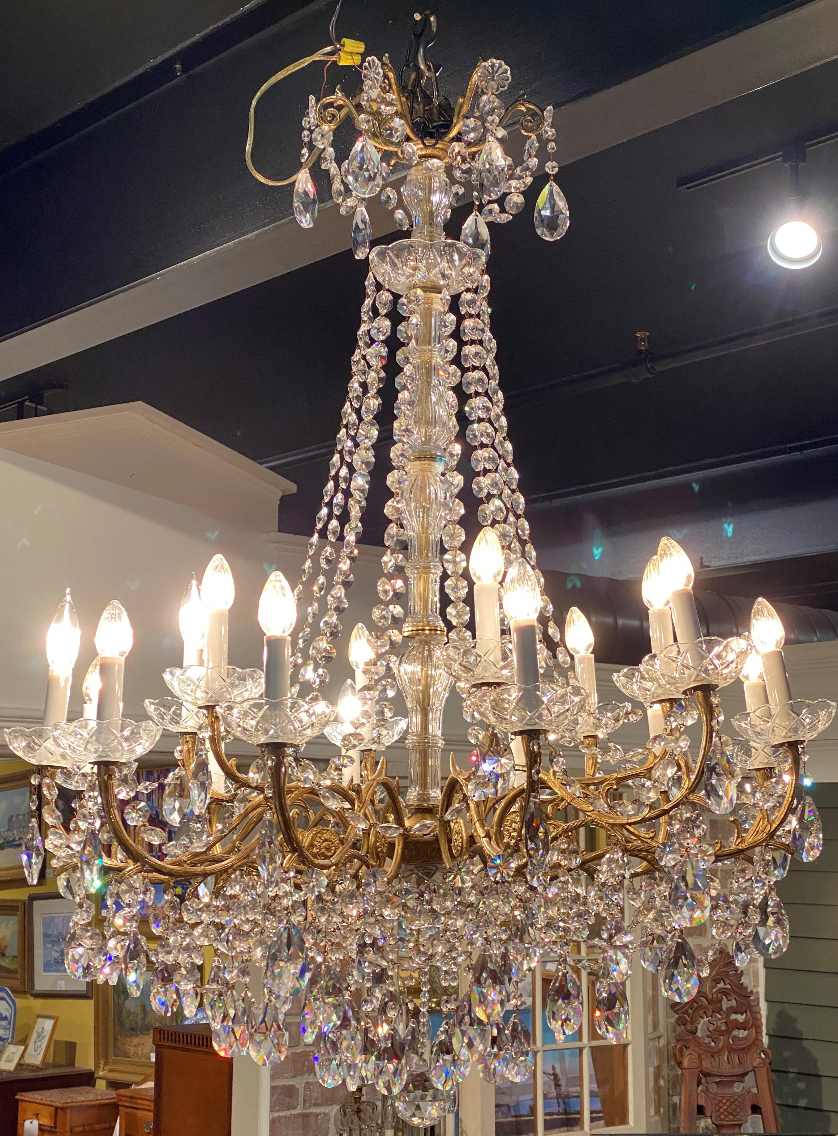 Exquisite 18 Light French Style Crystal & Brass Chandelier 4
