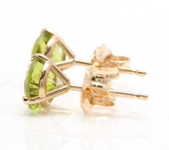 Exquisite 1.80 Carat Natural Peridot 14K Solid Yellow Gold Martini Stud Earring