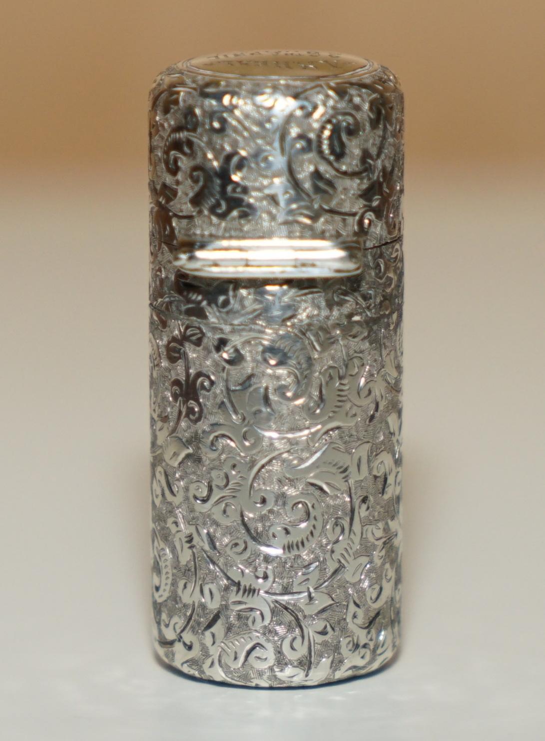 da uomo o donna ESQUISITA BOTTIGLIA DI PROFUMO VITTORIANA 1881 HALLMARKED STERLING SAMPSON MORDAN in vendita