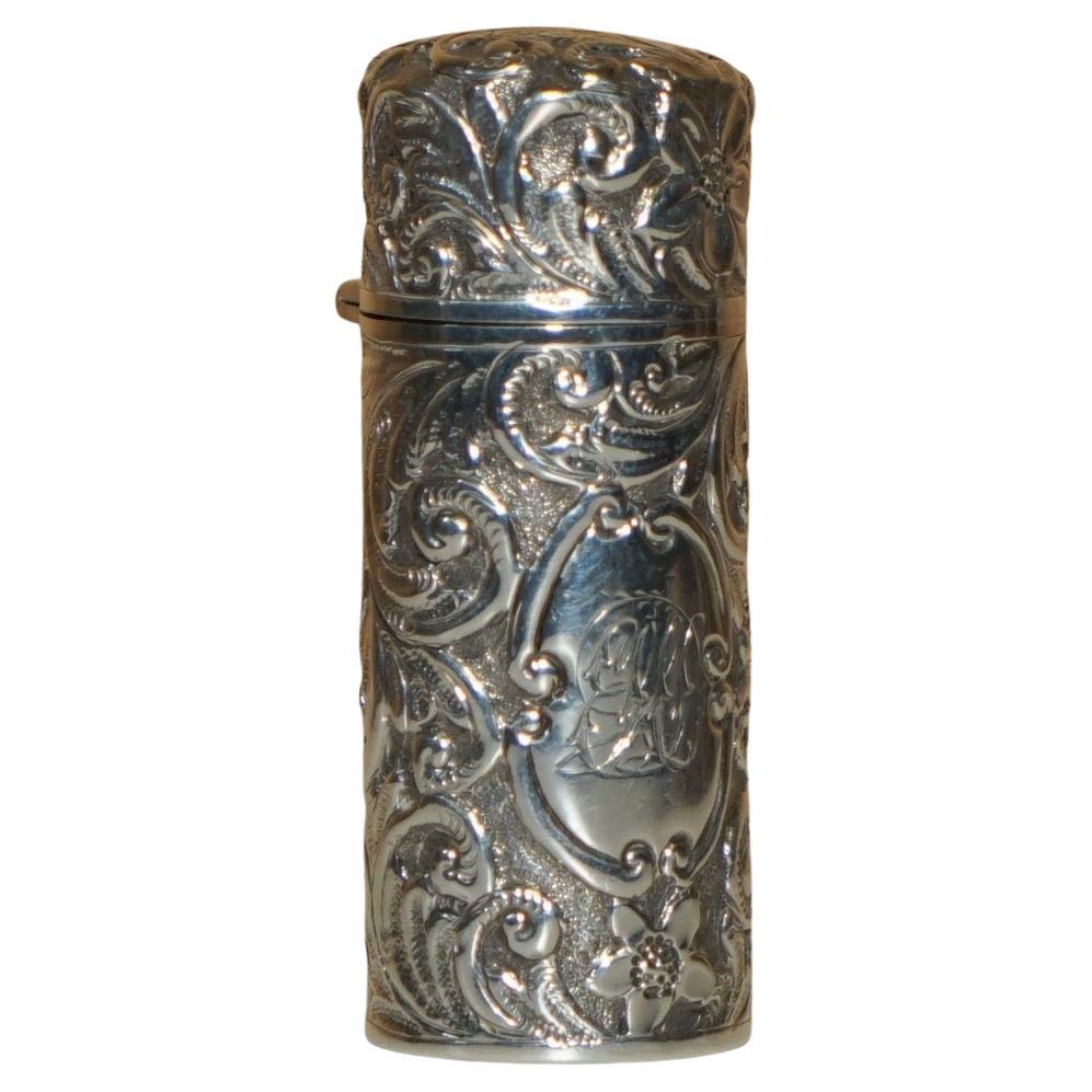 EXQUISITE 1891 HALLMARKED STERLINGSILBERREPOUSSE VICTORiAN SCENT BOTTLE