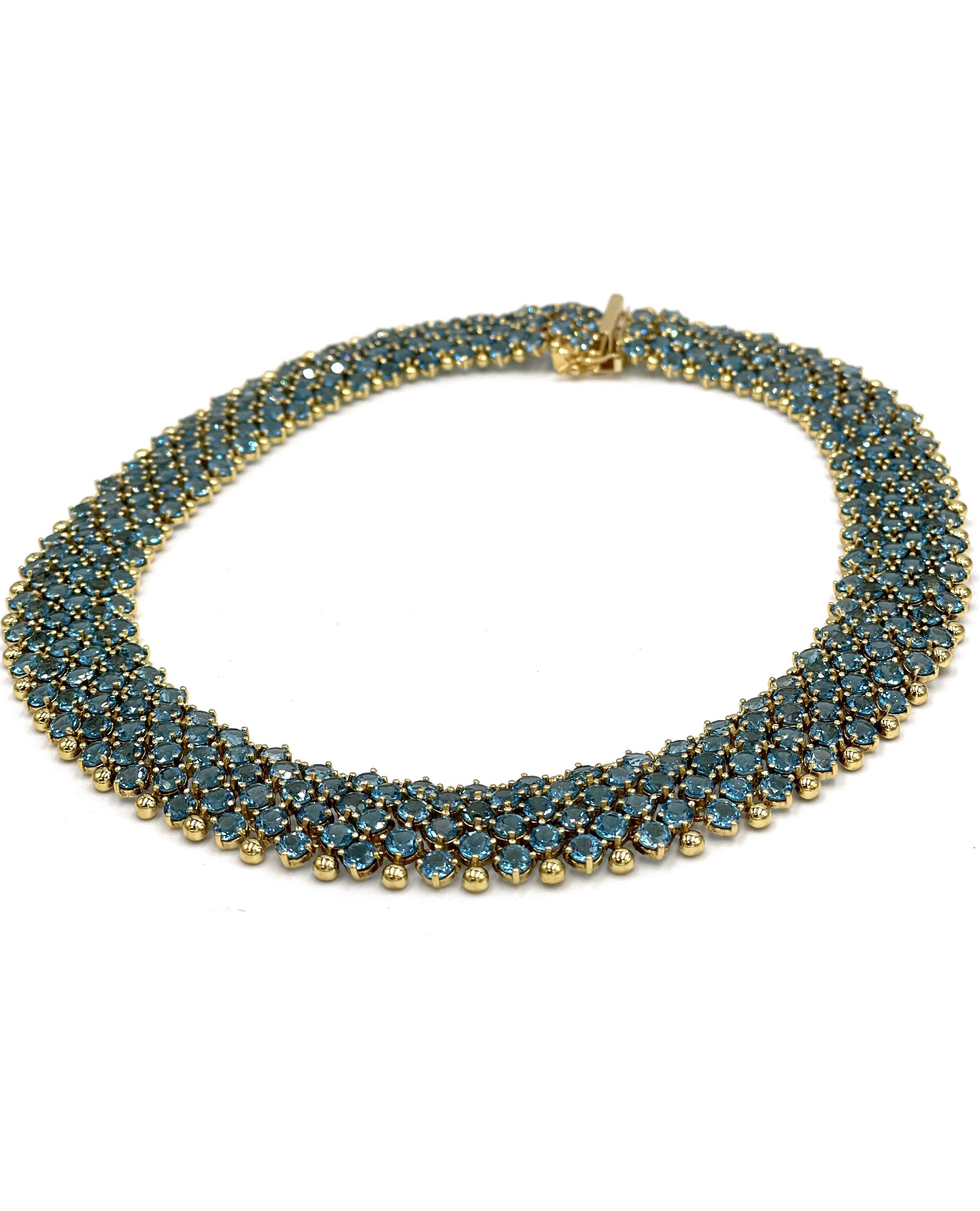 Exquisite 18k Collar Necklace with Blue Topaz In New Condition For Sale In Old Tappan, NJ