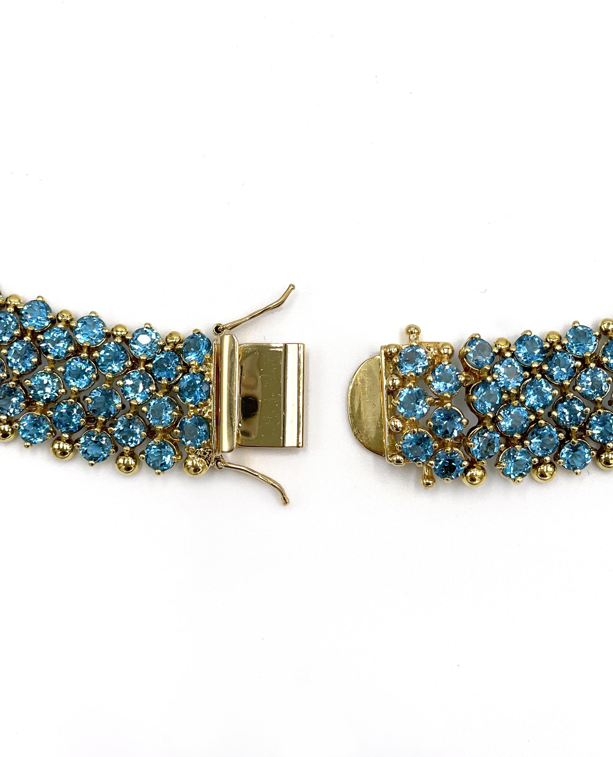 Women's Exquisite 18k Collar Necklace with Blue Topaz For Sale