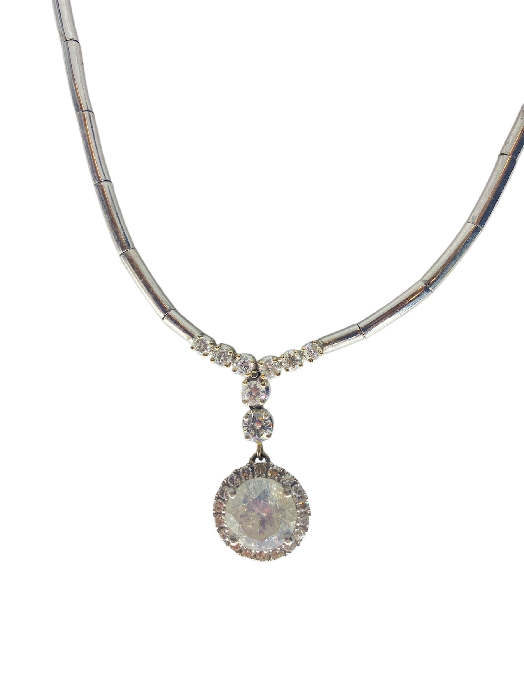 Taglio brillante Squisito collier di diamanti in oro 18K con 4,85 carati di diamanti scintillanti in vendita