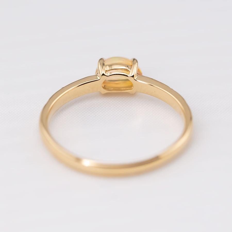 Women's or Men's Exquisite 18K Gold Engagement Ring with Mexican Fire Opal Diamonds For Sale
