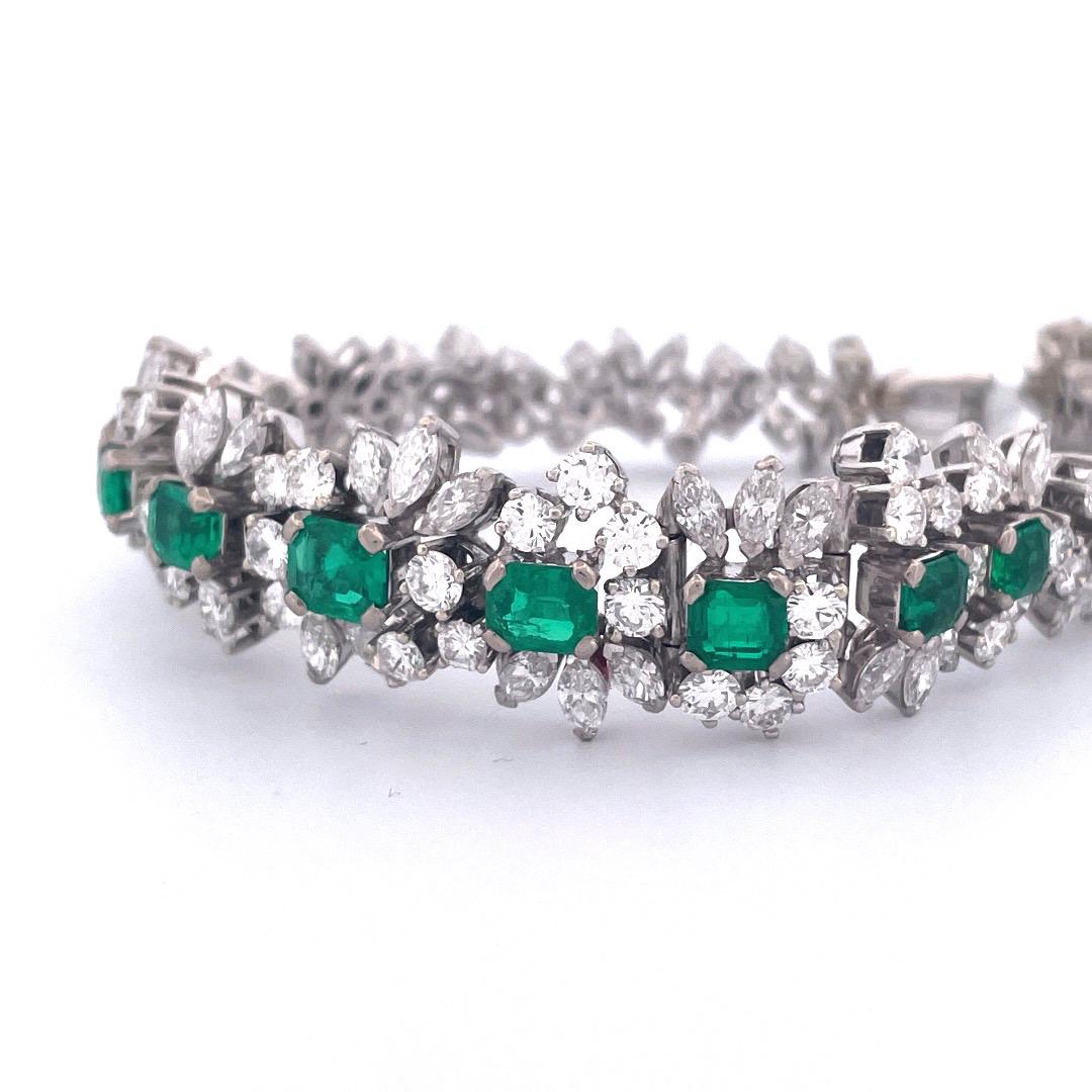 Retro Exquisite 18K White Gold Bracelet with Emeralds and Diamonds For Sale