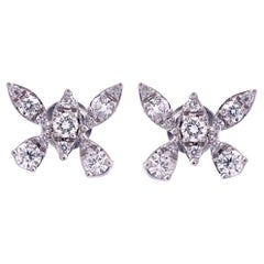 Boucles d'oreilles papillon exquises en or blanc 18k et diamants