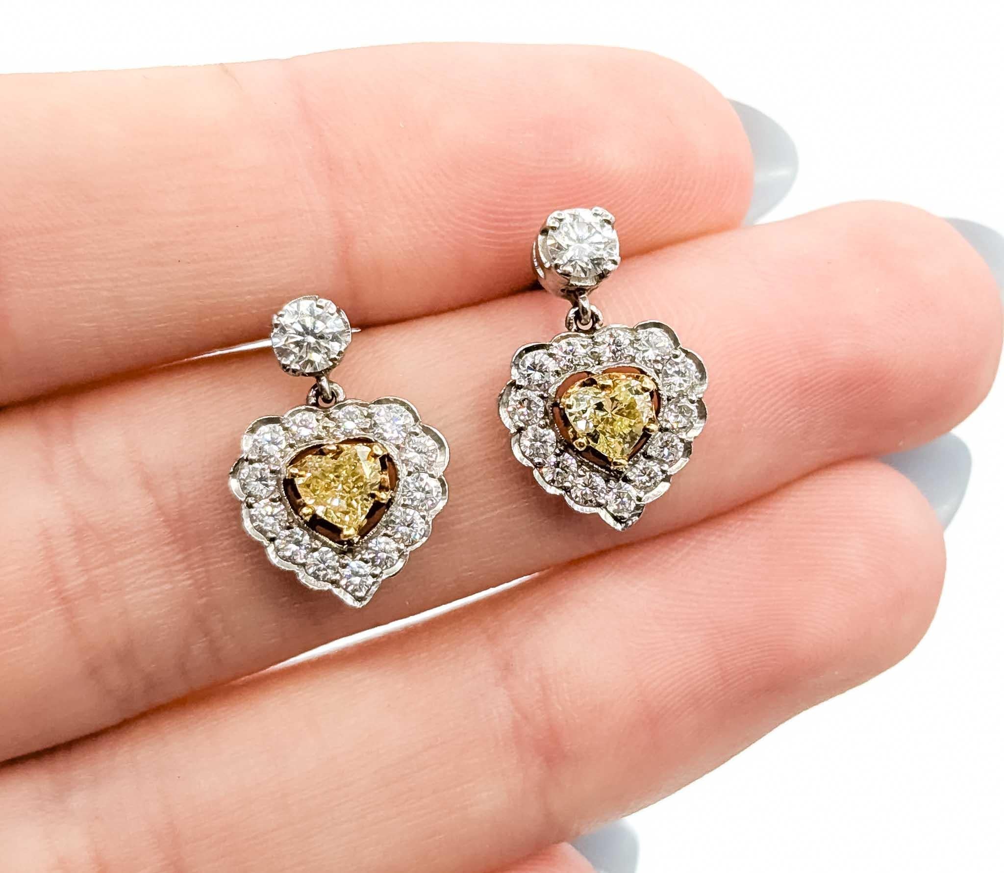 Exquisitos Pendientes Colgantes Corazón de Diamantes de Oro Blanco de 18k Corte de corazón en venta