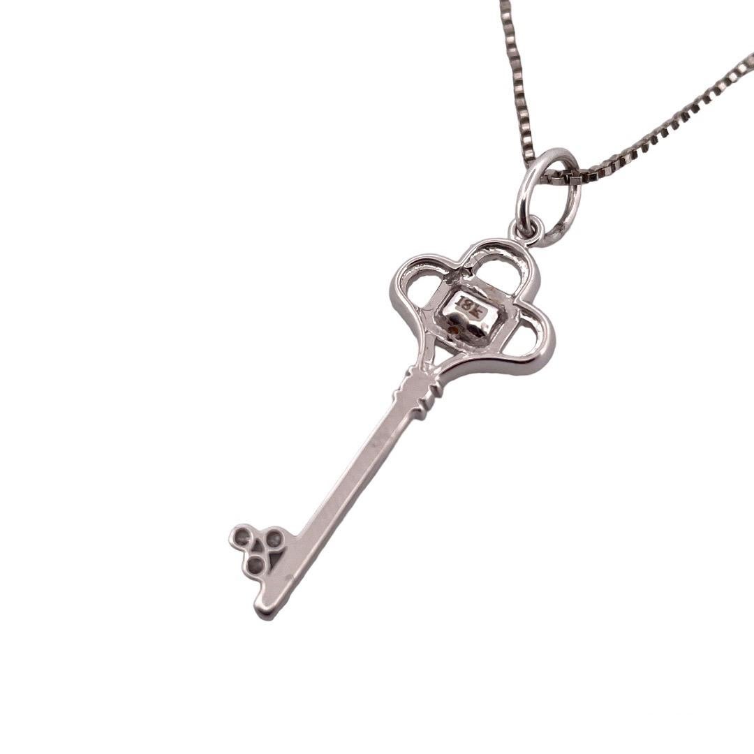 Mixed Cut Exquisite 18k White Gold Diamond Key Necklace For Sale