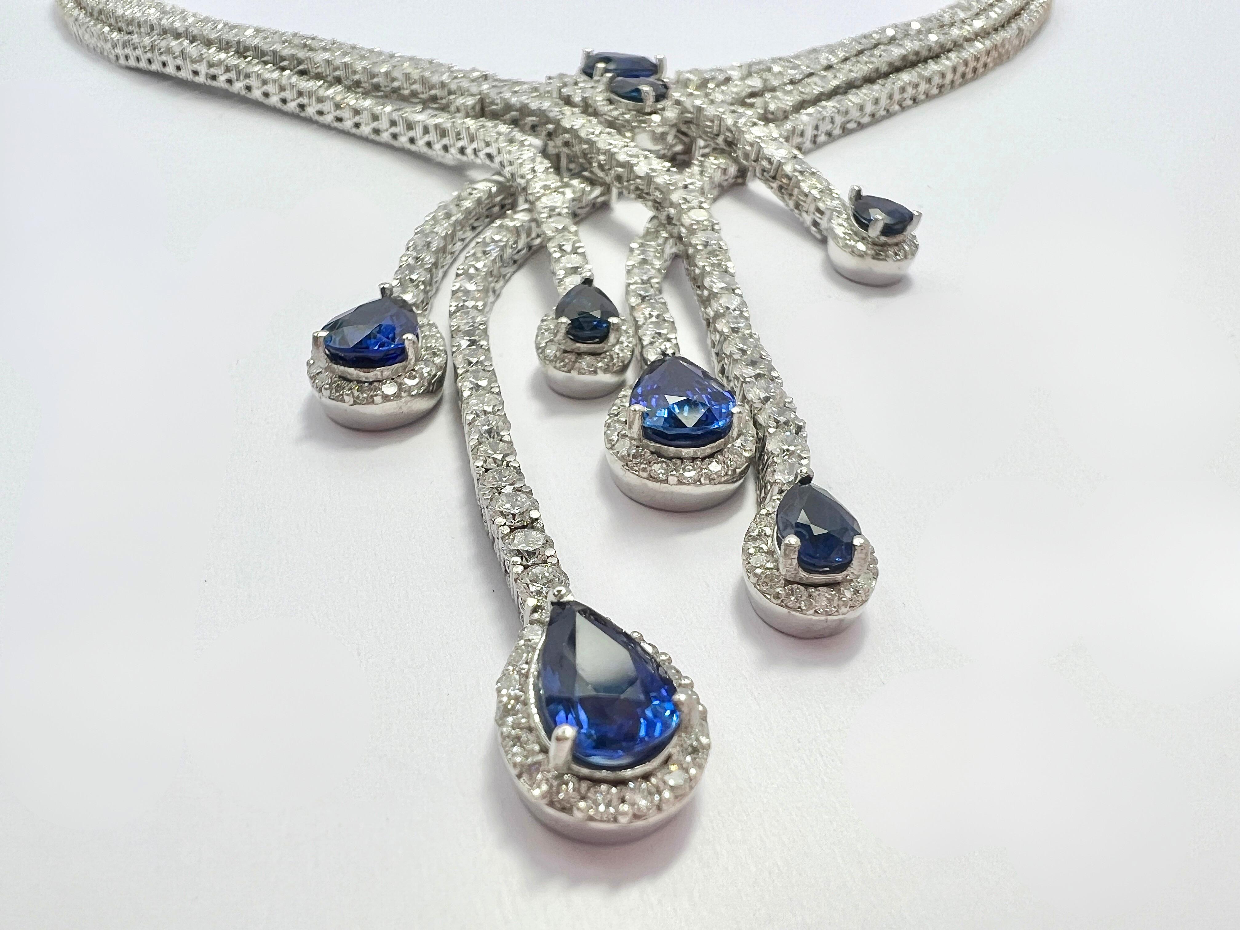 Exquisite 18k White Gold Sapphire and Diamond Necklace In Excellent Condition For Sale In New York, NY