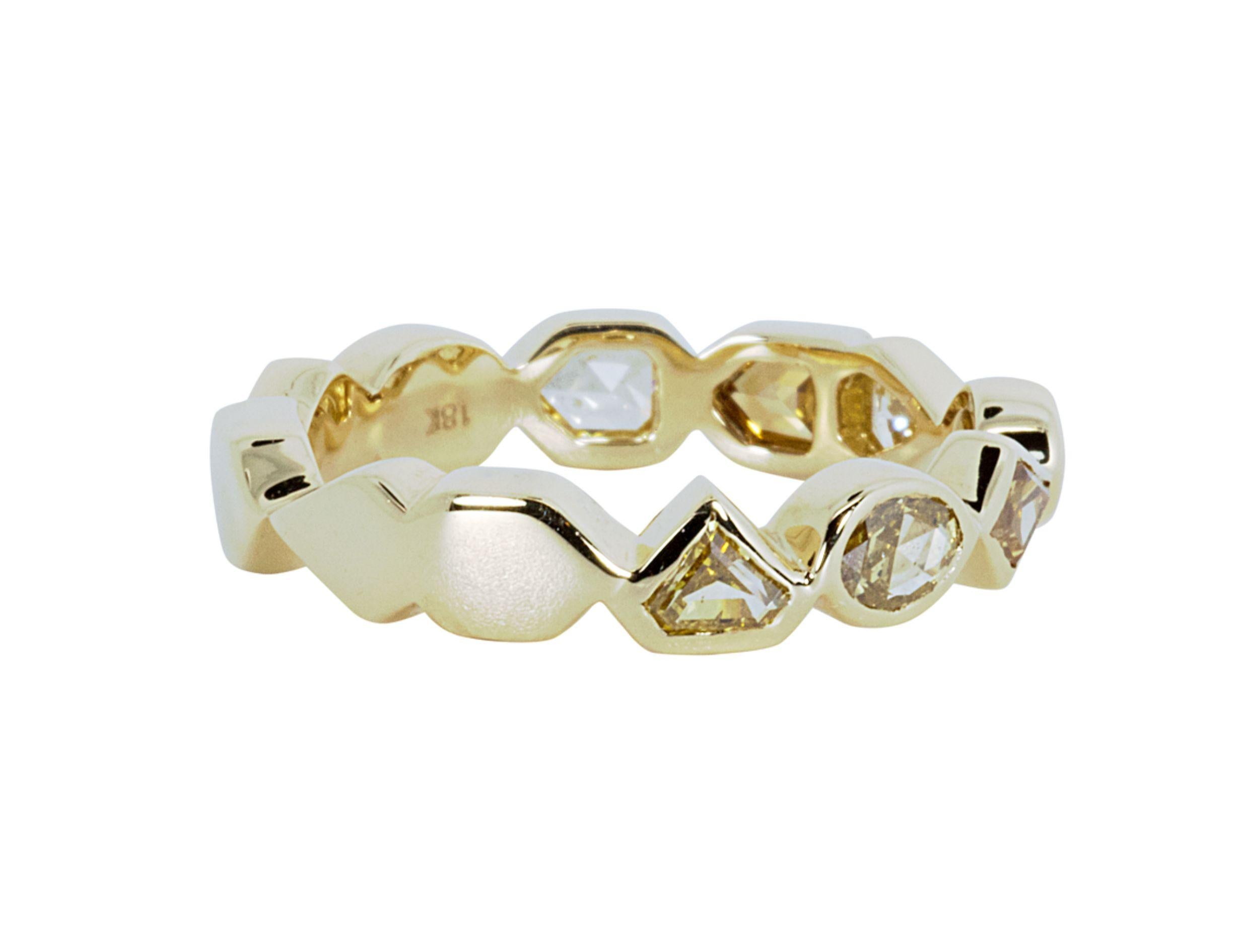 Exquisiter farbiger Diamantring aus 18 Karat Gelbgold mit Diamanten 2