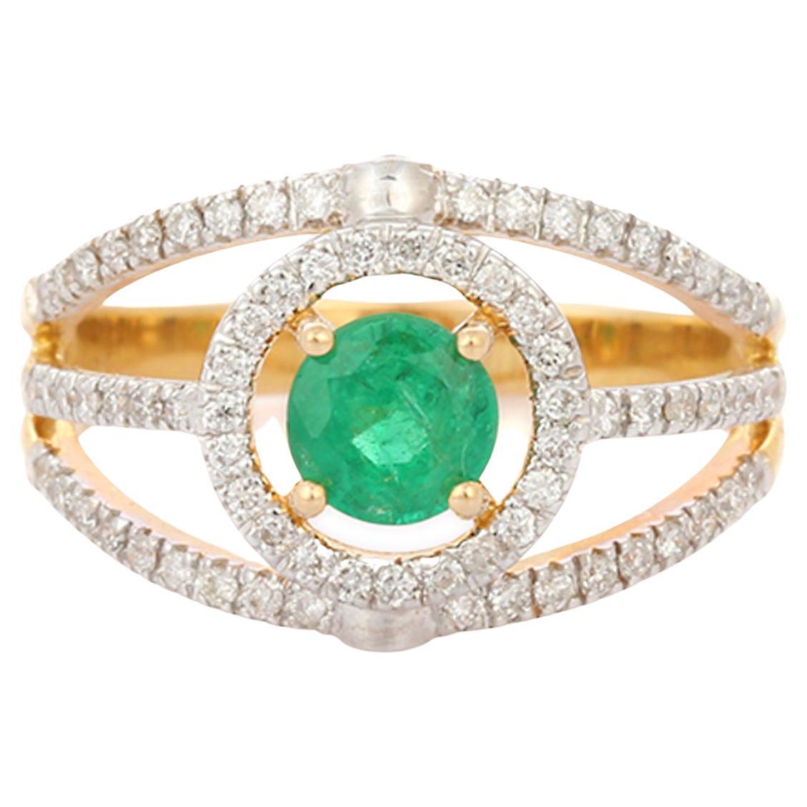 18K Yellow Gold Brilliant Cut Round Emerald and Diamond Studded Wedding Ring