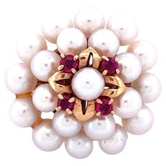 Exquisite 18karat Yellow Gold Mikimoto Pearl & Ruby Ring