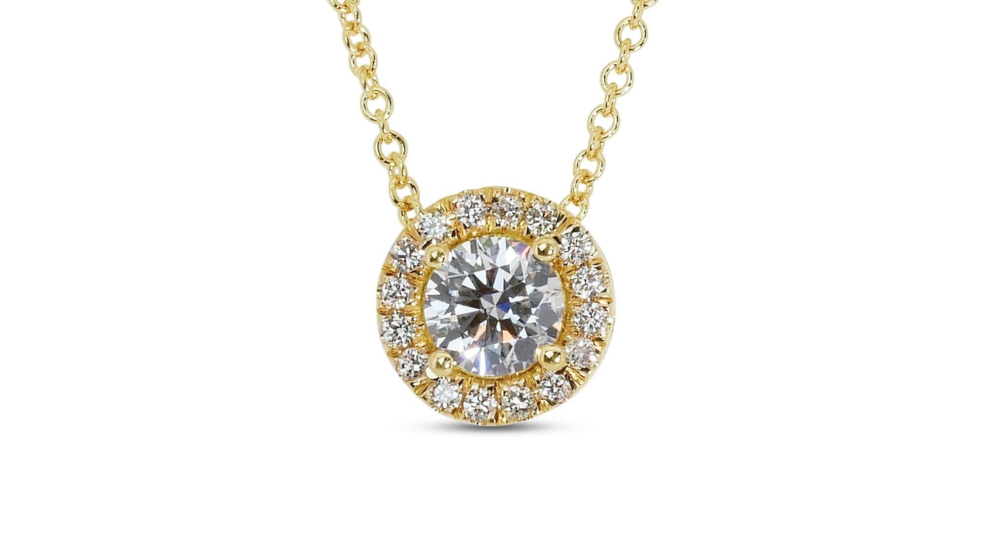 Exquisite 18k Yellow Gold Natural Diamond Halo Necklace w/0.85 ct - GIA Certfied For Sale 2