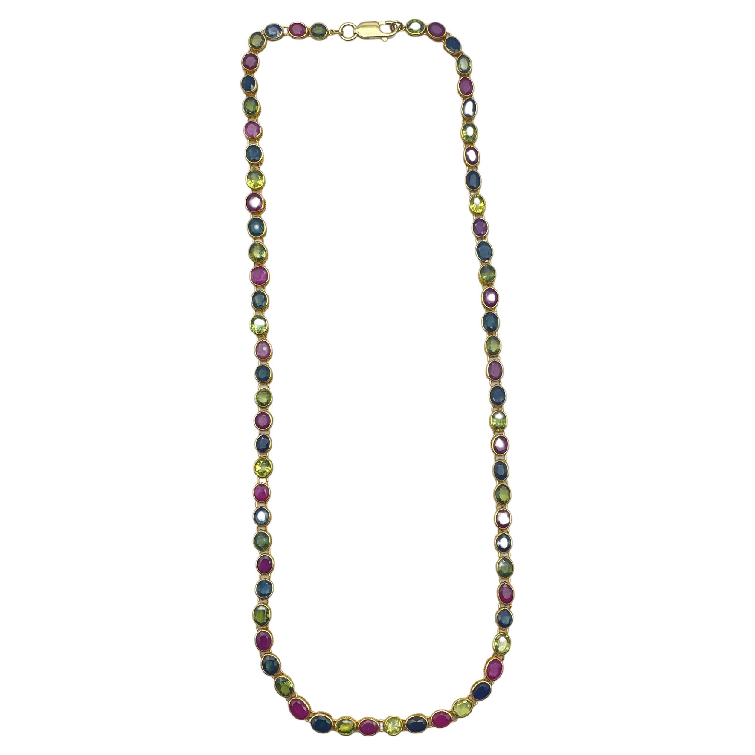 Exquisite 18k Yellow Gold Necklace: A Vibrant Tutti Frutti Mosaic of Beauty In Good Condition For Sale In Berlin, BE