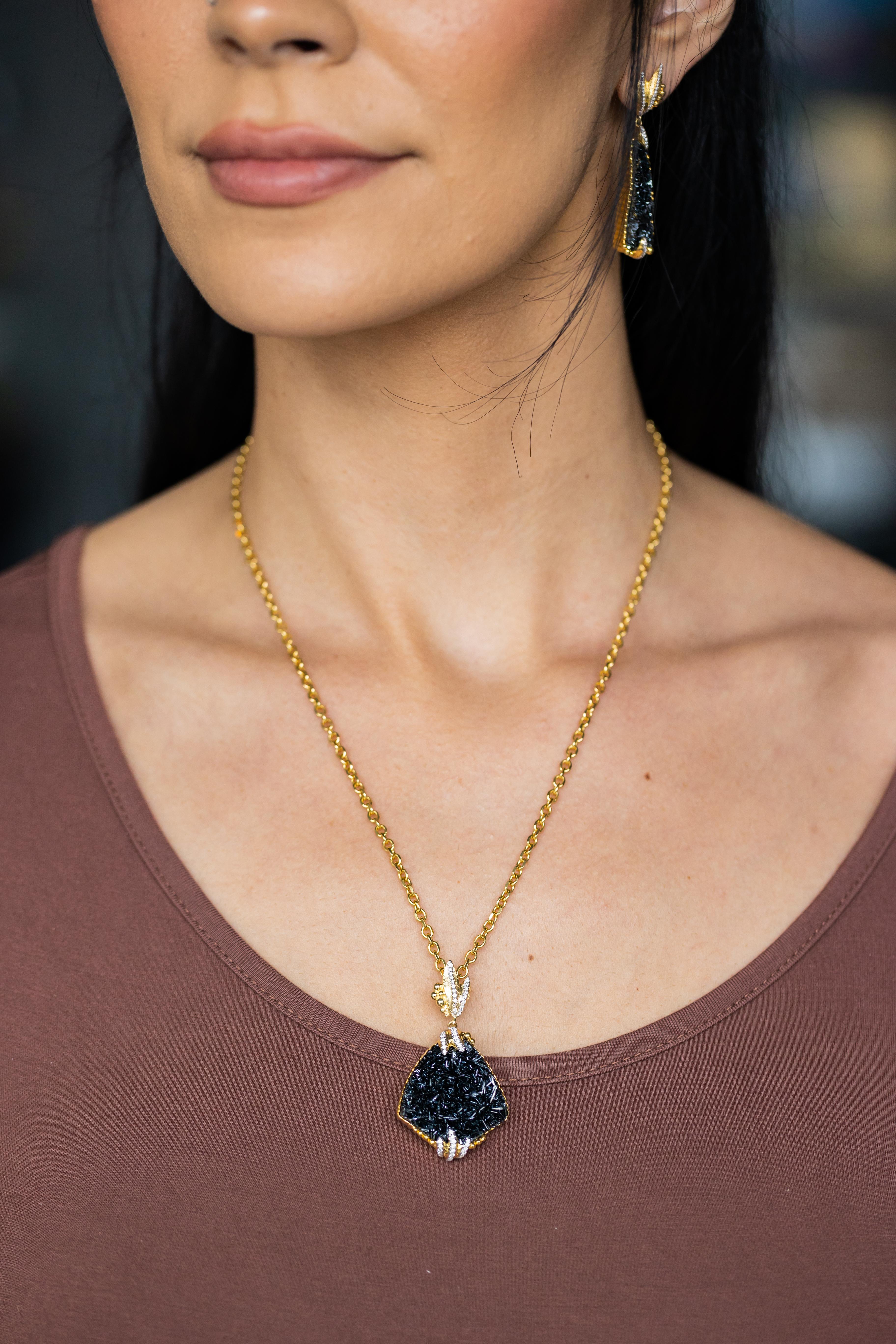 Uncut Exquisite 18K Yellow Gold Pendant with Hematite and Diamonds by Victor Velyan For Sale