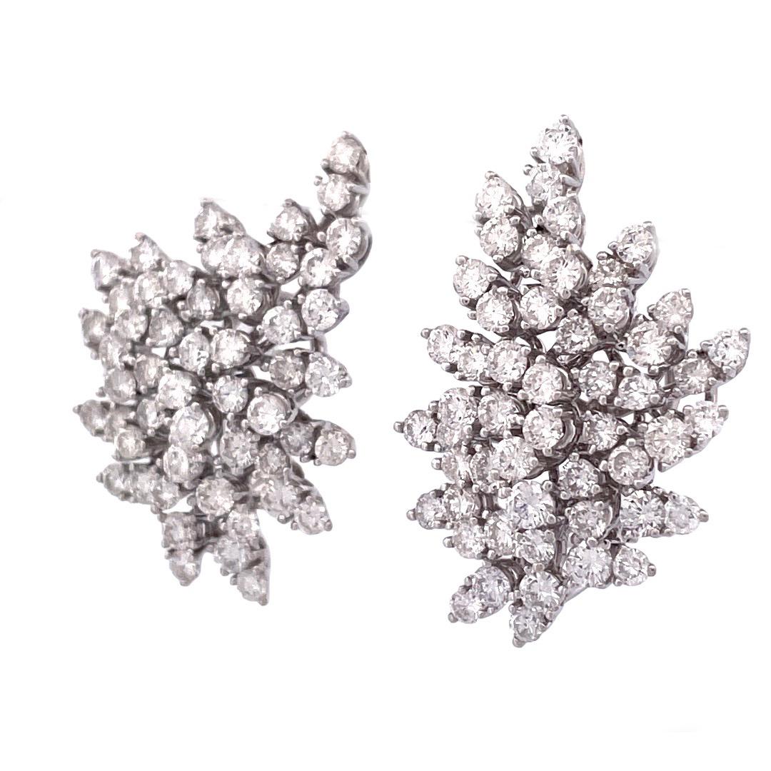 Modern Exquisite 18kt White Gold Flame Diamond Earrings with 9.50 tcw Diamonds For Sale