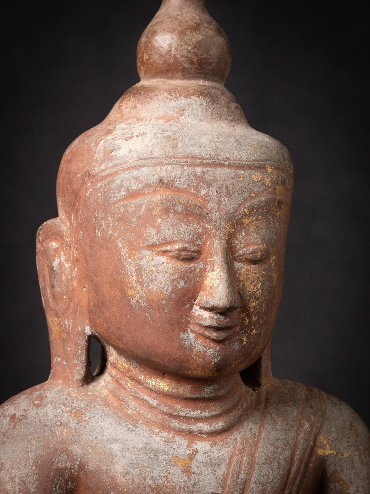 Exquisite 18th Century Burmese Sandstone Buddha Statue with Shan Tai Yai Style For Sale 6