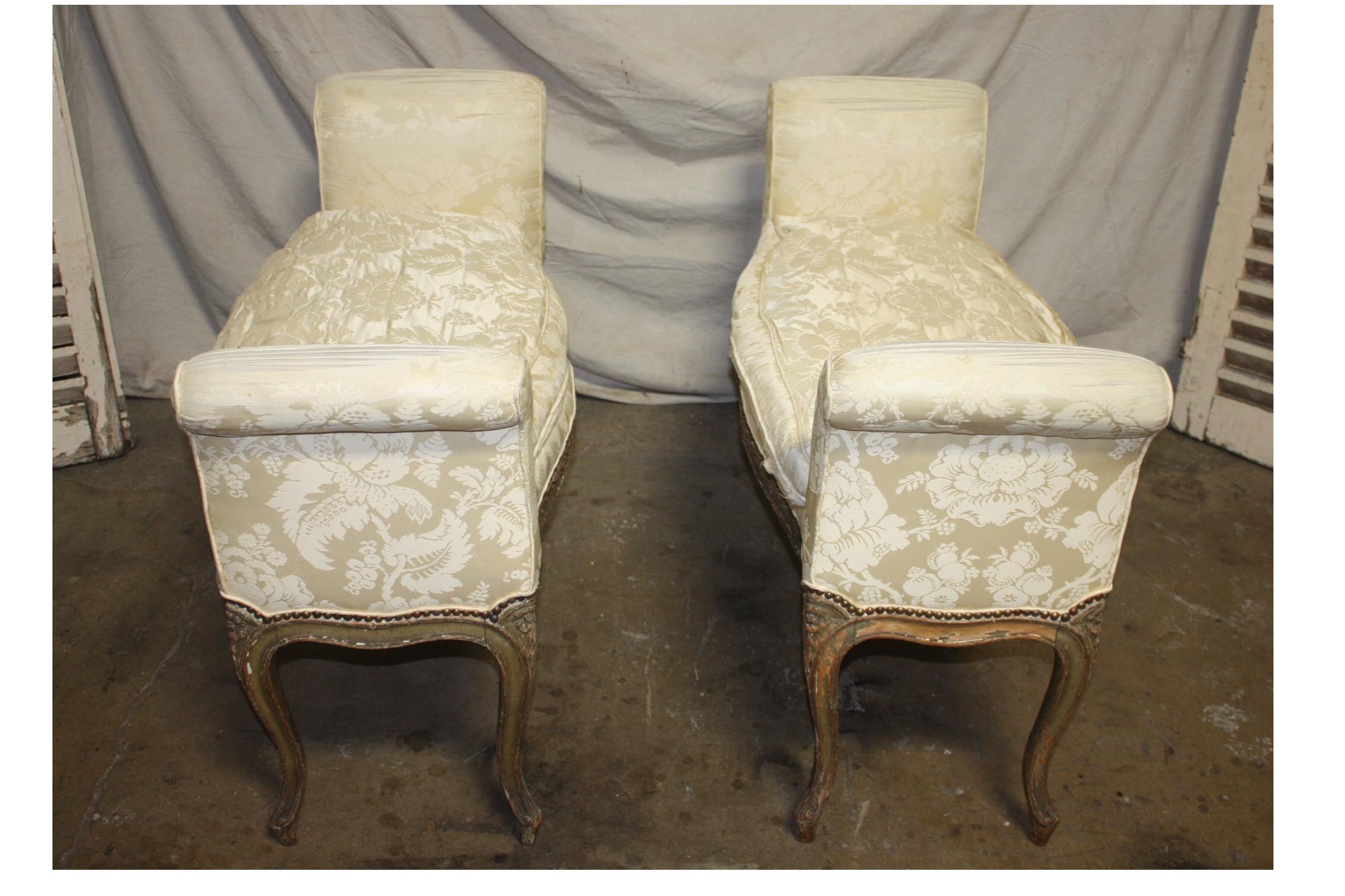 Exquisite 18th Century Pair of French Benches In Good Condition In Stockbridge, GA