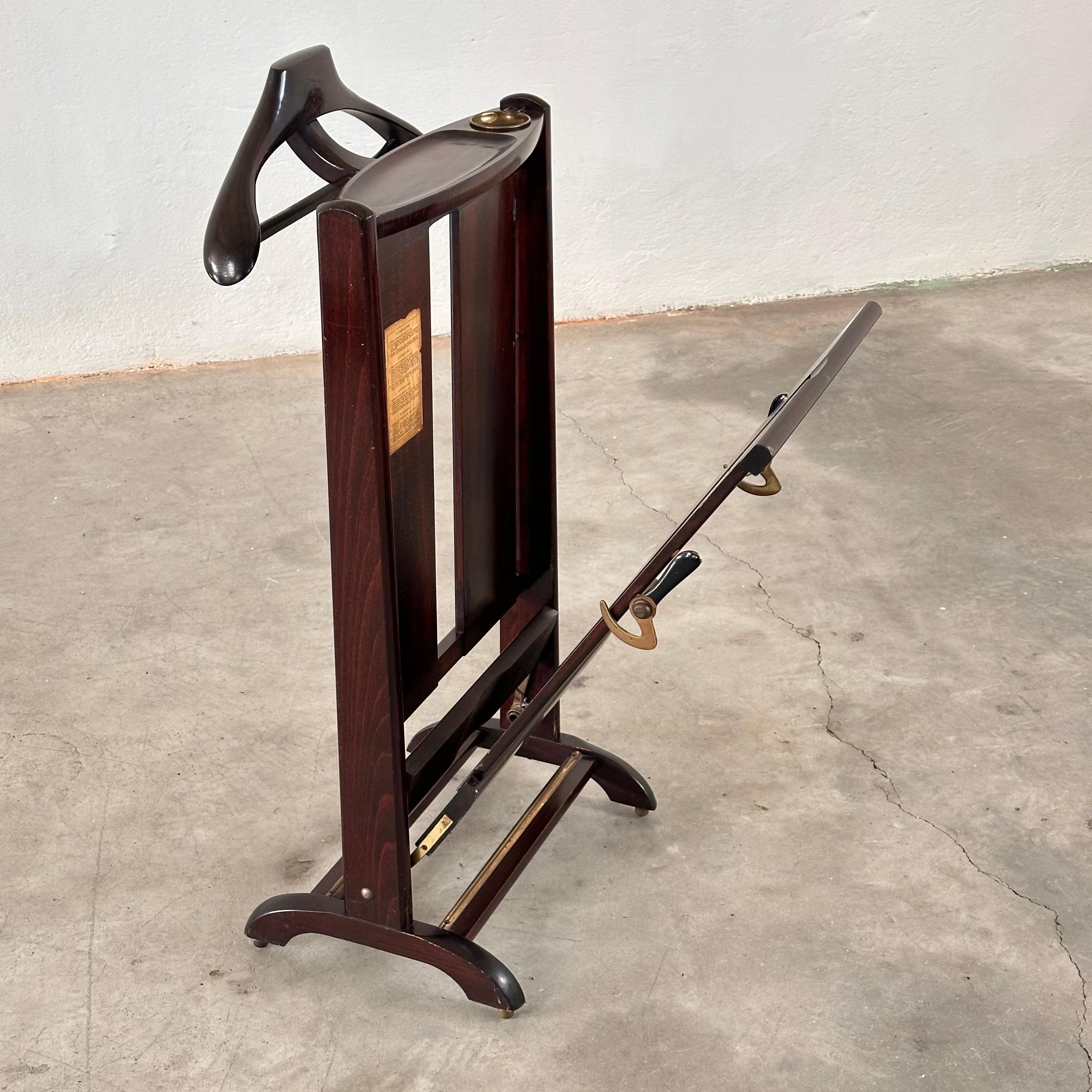 Italian Exquisite 1950s Fratelli Reguitti Clothes Valet Stand by Ico Parisi  For Sale