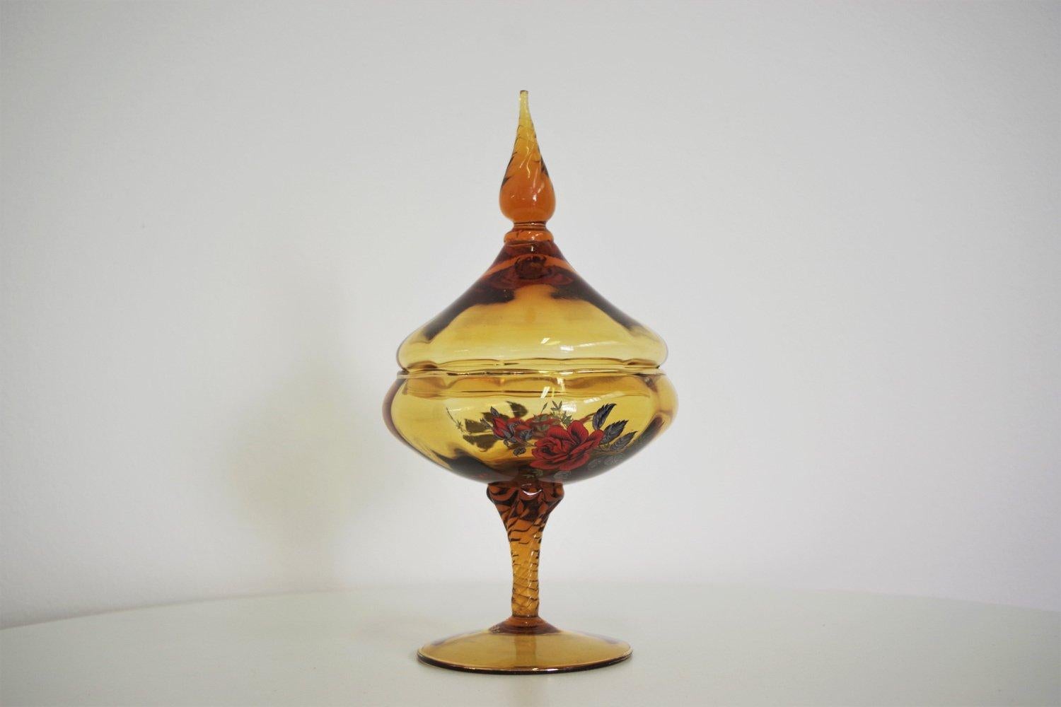 Exquisite 1950s Murano Glass Bonbon Dish - Italian Art Glass Masterpiece For Sale 9