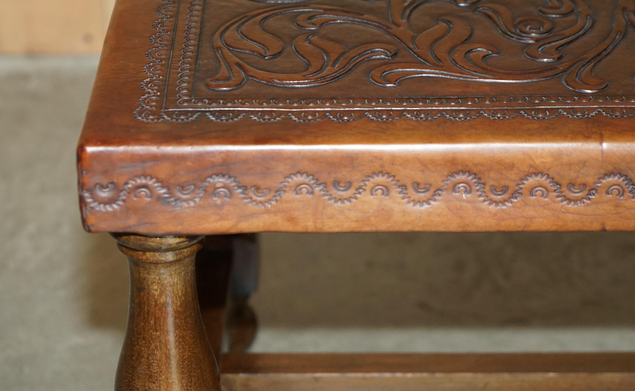 EXQUISITE 1960's ANGEL PAZMINO ATTRIBUTED BROWN LEATHER EMBOSSED COFFEE TABLE In Good Condition For Sale In West Sussex, Pulborough