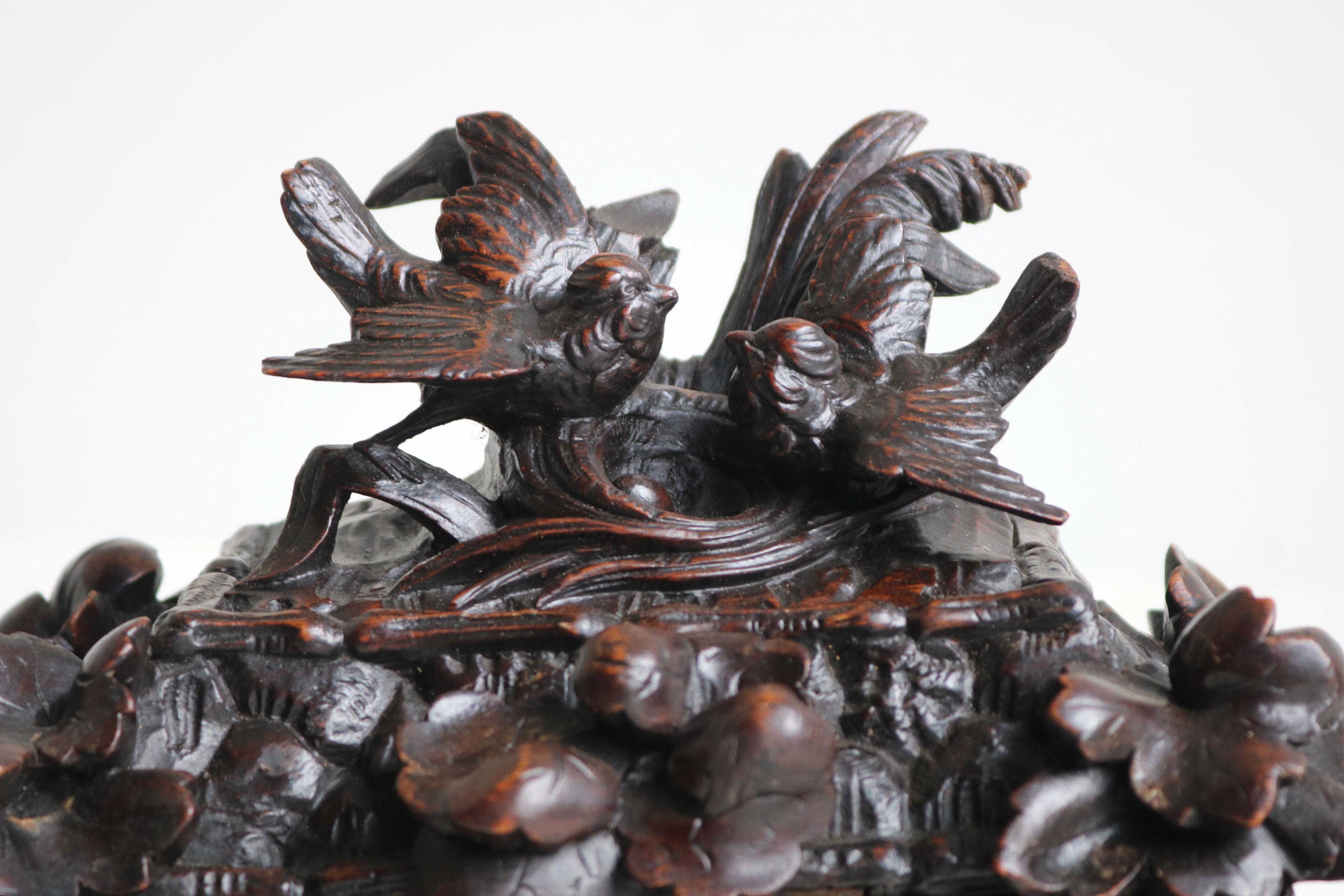 Exquisite 19th Century antique Swiss fully hand carved Black forest Jewelry box For Sale 5