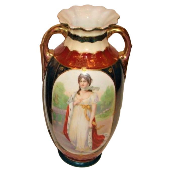  Exquis vase-urne autrichien du 19ème siècle, peint à la main, portrait royal de Vienne  en vente