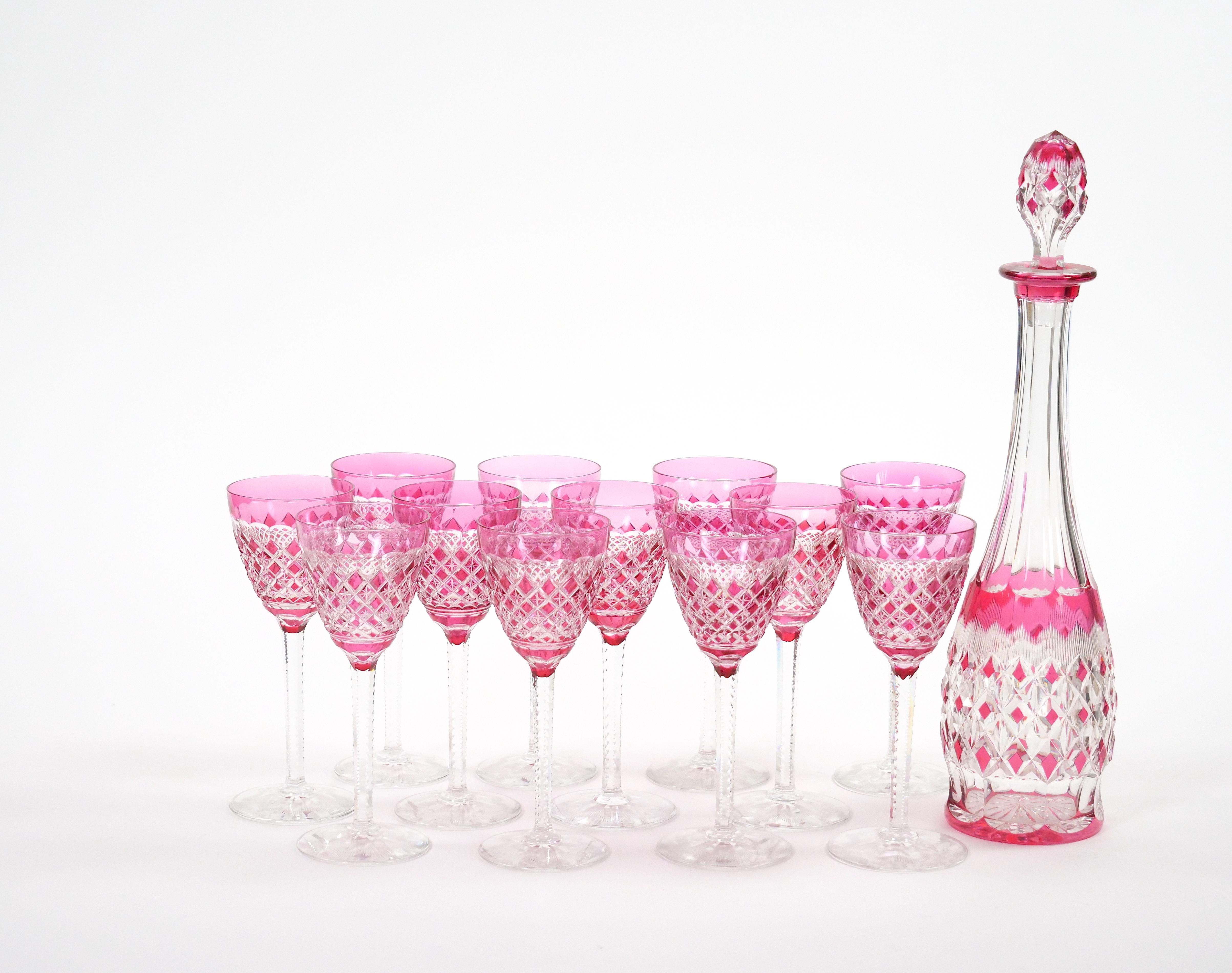 Exquisite 19th Century Baccarat Diamond Cut Crystal Barware/Tableware service For Sale 13