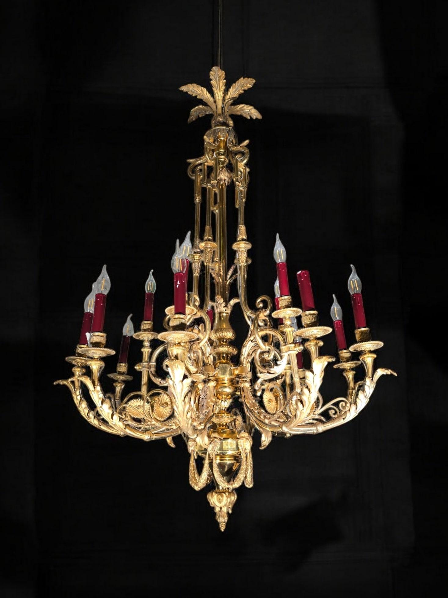 Lustre exquis en bronze doré français du XIXe siècle - 16 Lights en vente 13