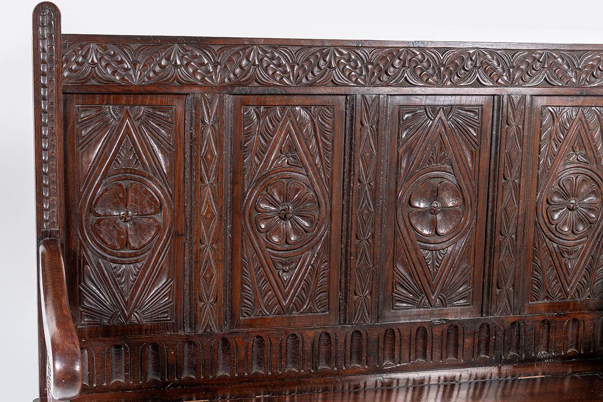 Exquisite 19th Century Heavily Carved Oak Antique Box Settle 3