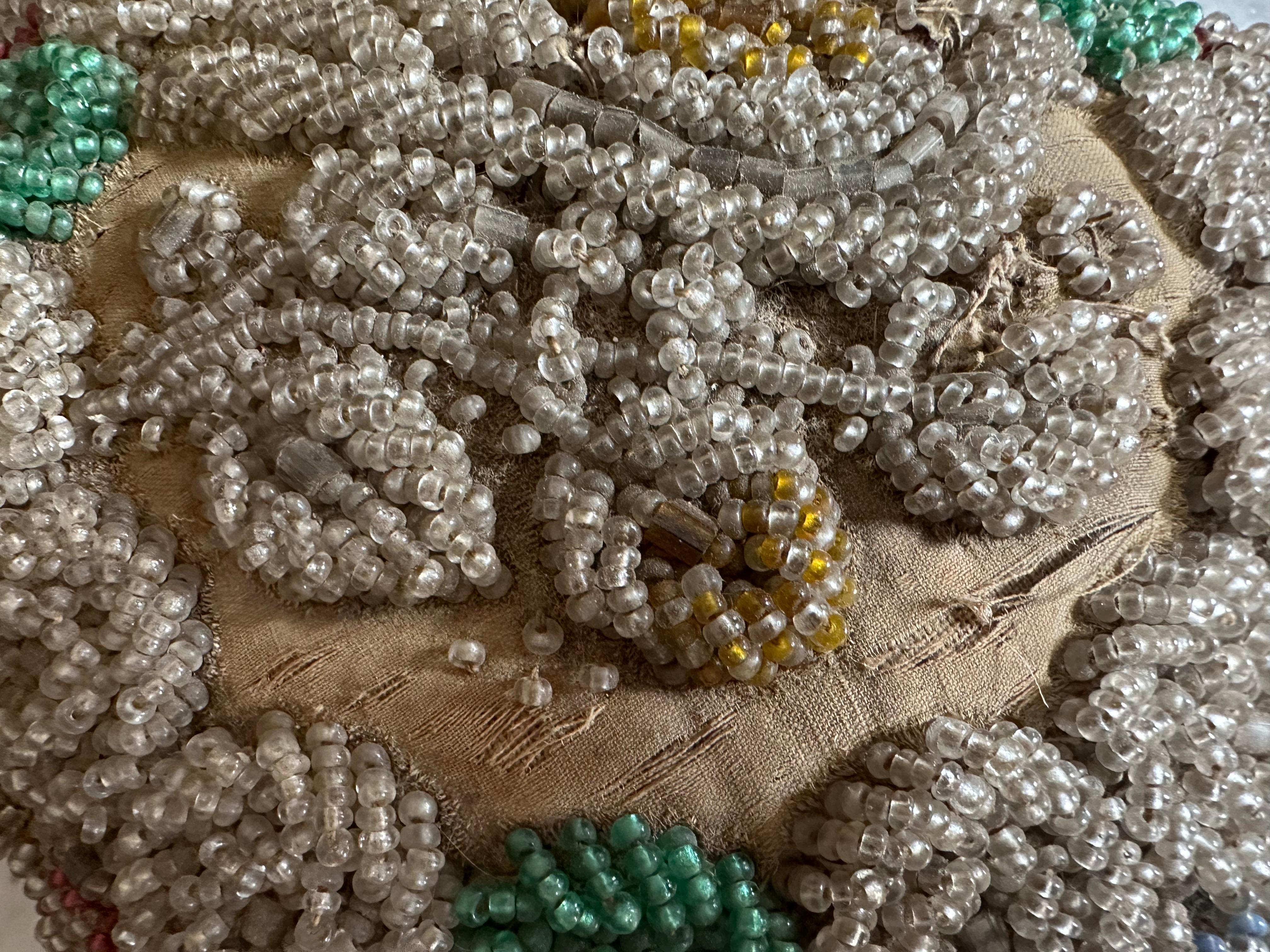 XIXe siècle Exquis coussin perlé Iroquois du 19e siècle, artisanat amérindien en vente