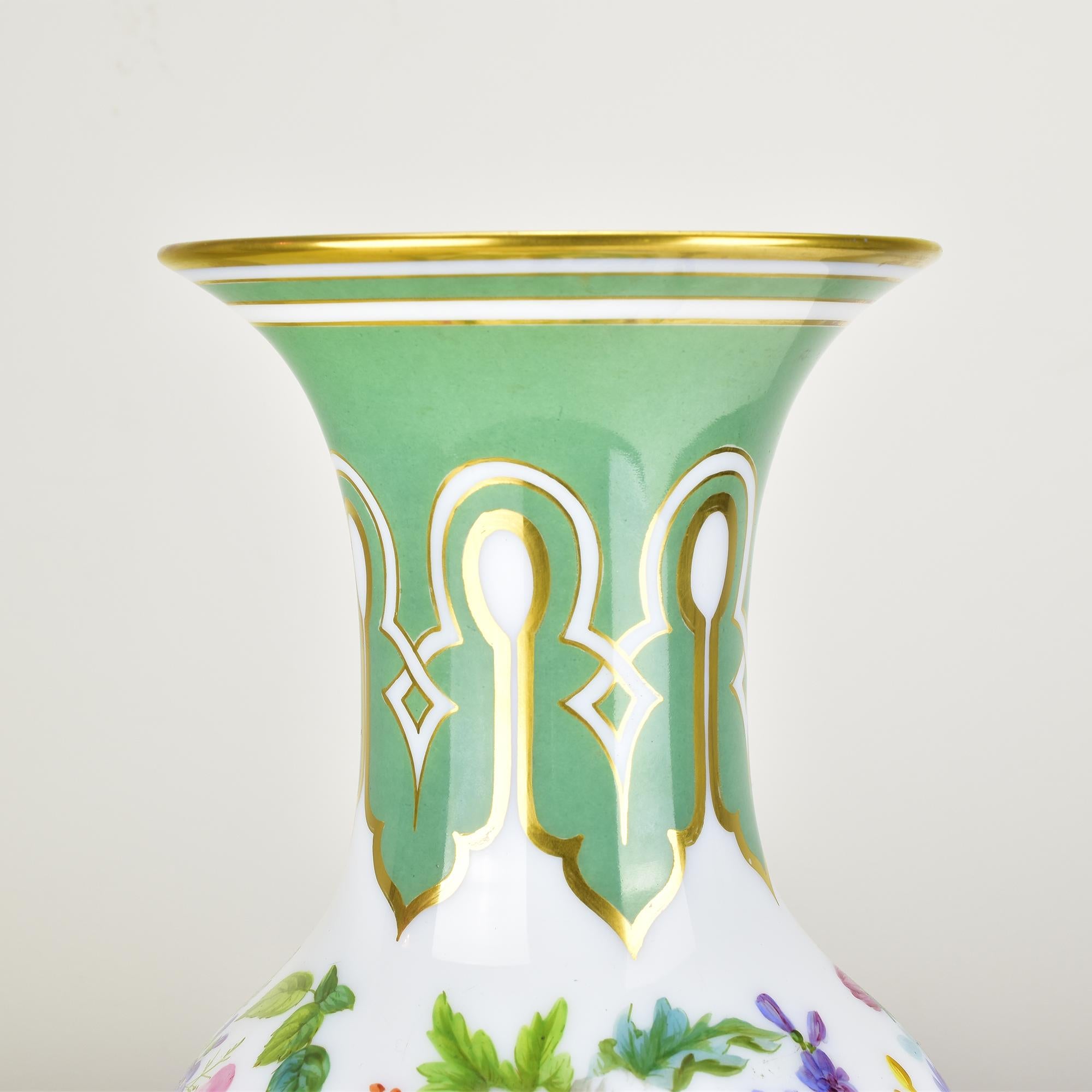 Exquisite 19th Century Opaline Glass Vase Handpainted, Attributed to Baccarat or For Sale 2