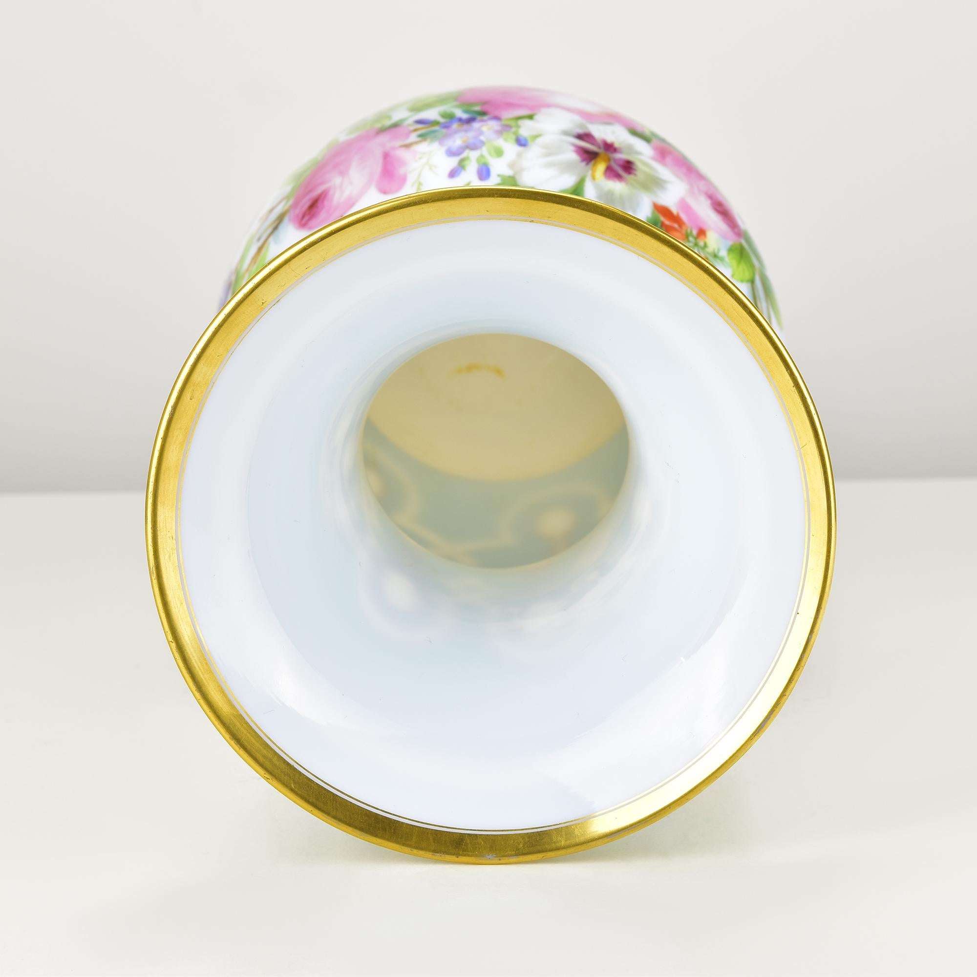 Exquisite 19th Century Opaline Glass Vase Handpainted, Attributed to Baccarat or For Sale 4
