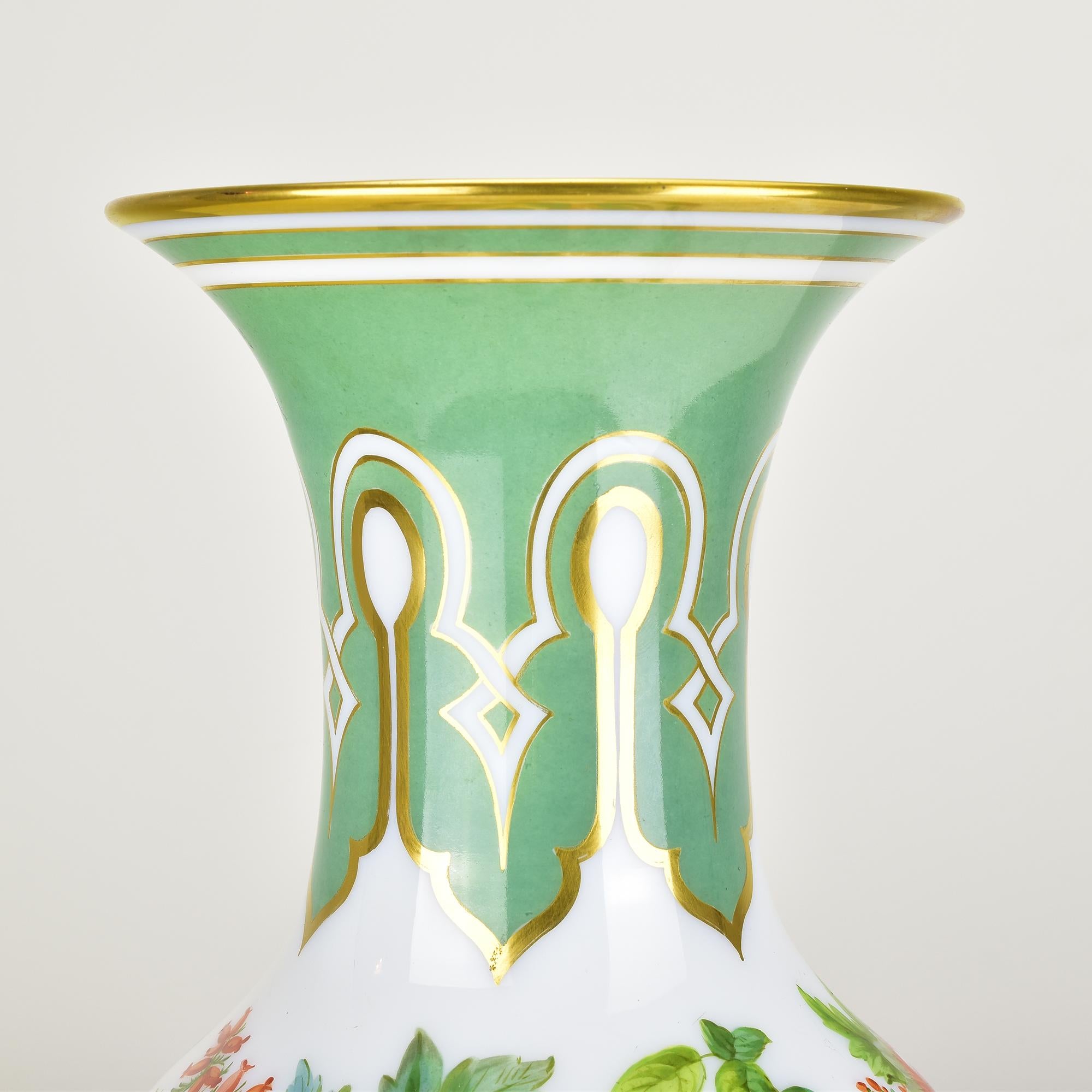 Exquisite 19th Century Opaline Glass Vase Handpainted, Attributed to Baccarat or For Sale 1