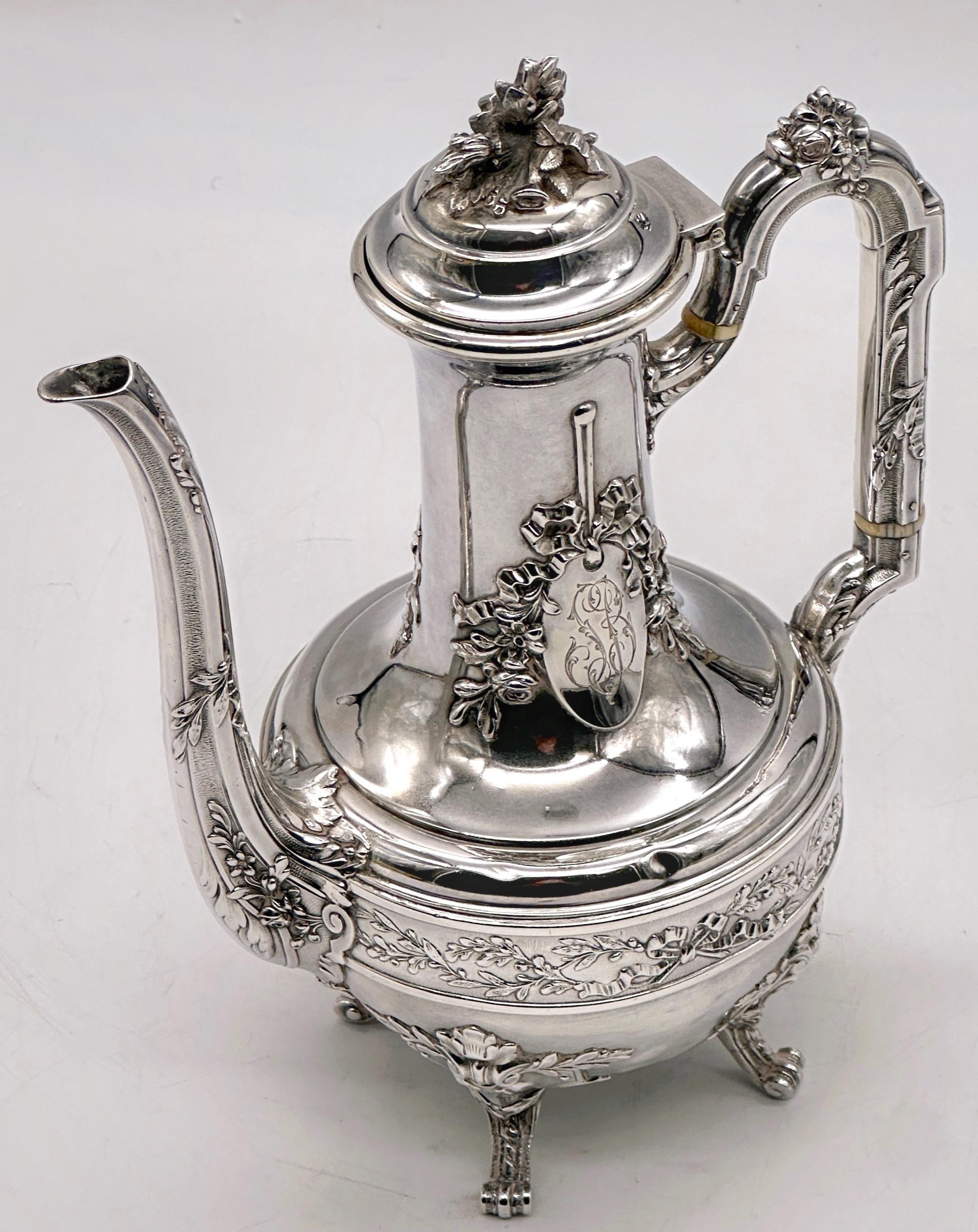 Exquise cafetière espagnole du 19e siècle en sterling de style néo-rococo Bon état - En vente à West Palm Beach, FL