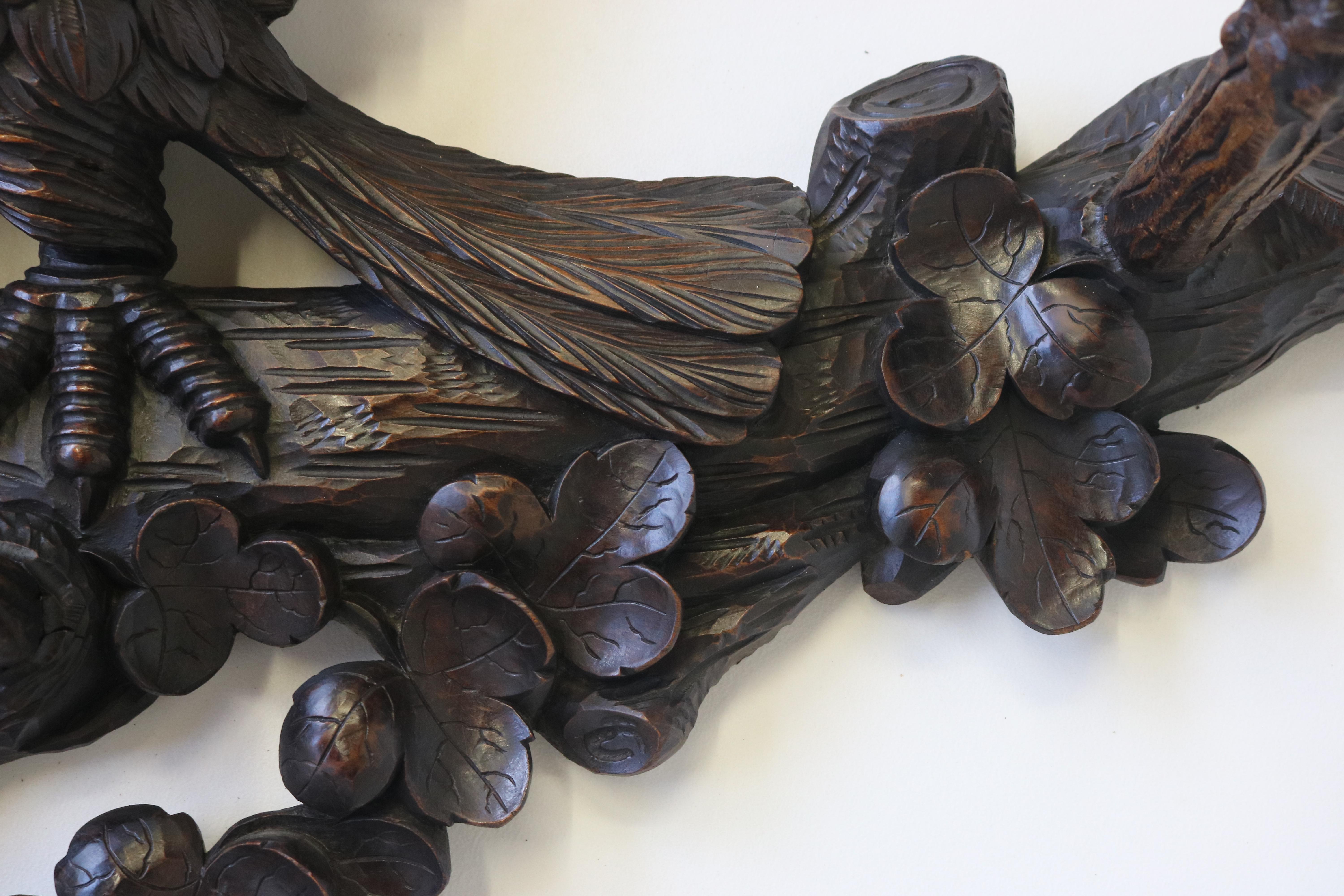 Exquisite 19th century Swiss Black Forest Coat rack carved eagle hallway antique For Sale 2